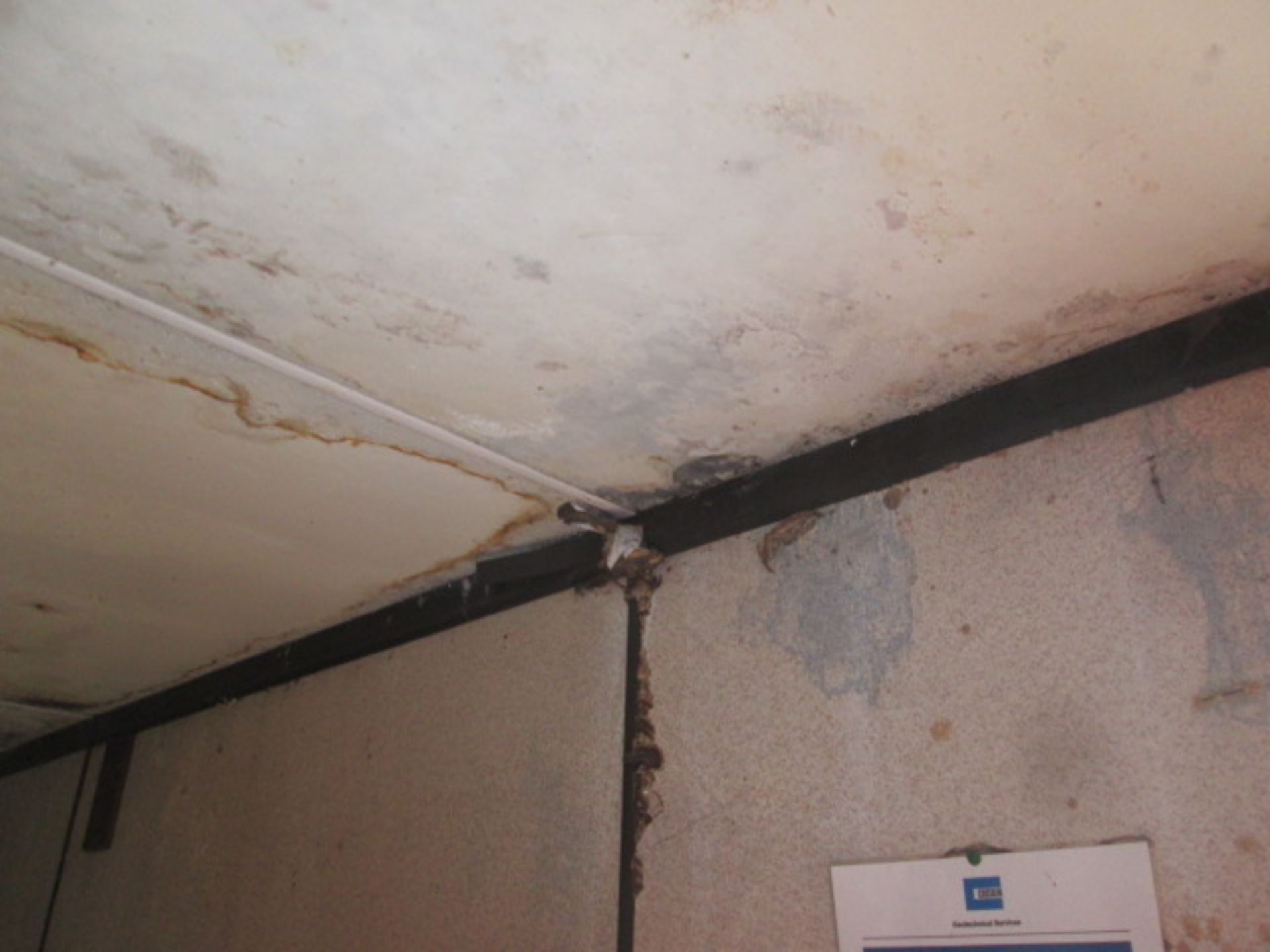 E43746 32ft x 10ft Anti Vandal Open Plan Office - Image 6 of 8