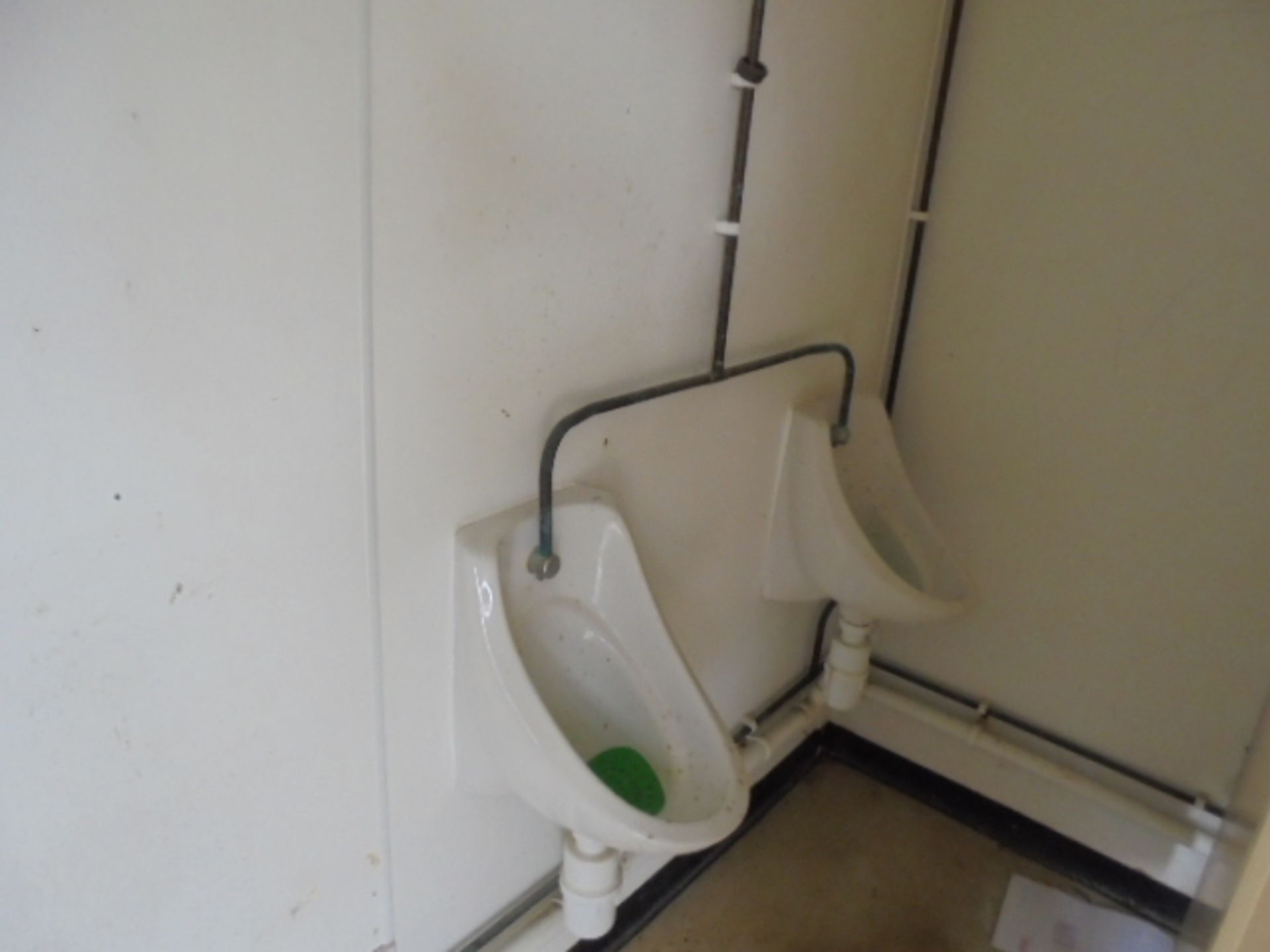 WAVT1352 13ft x 9ft Anti Vandal 2 + 1 Toilet - Image 5 of 5