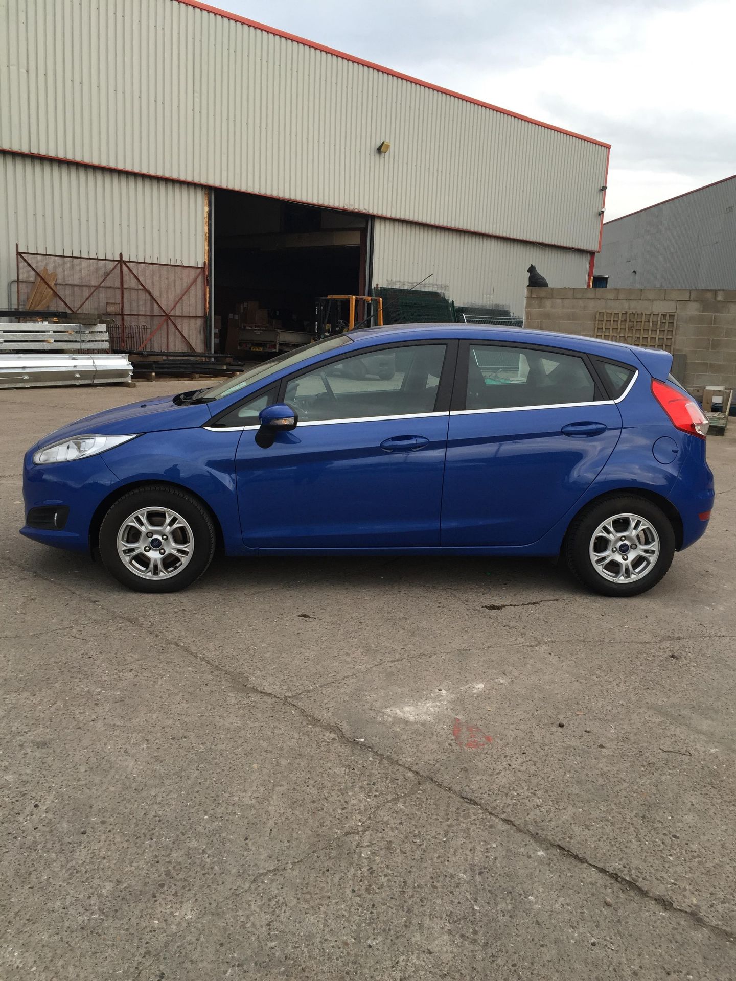 13 Plate FORD FIESTA ZETEC Econetic TDCI - YP13 NRY - Blue - 5 door hatchback - Tax expired 1st Feb - Image 16 of 17