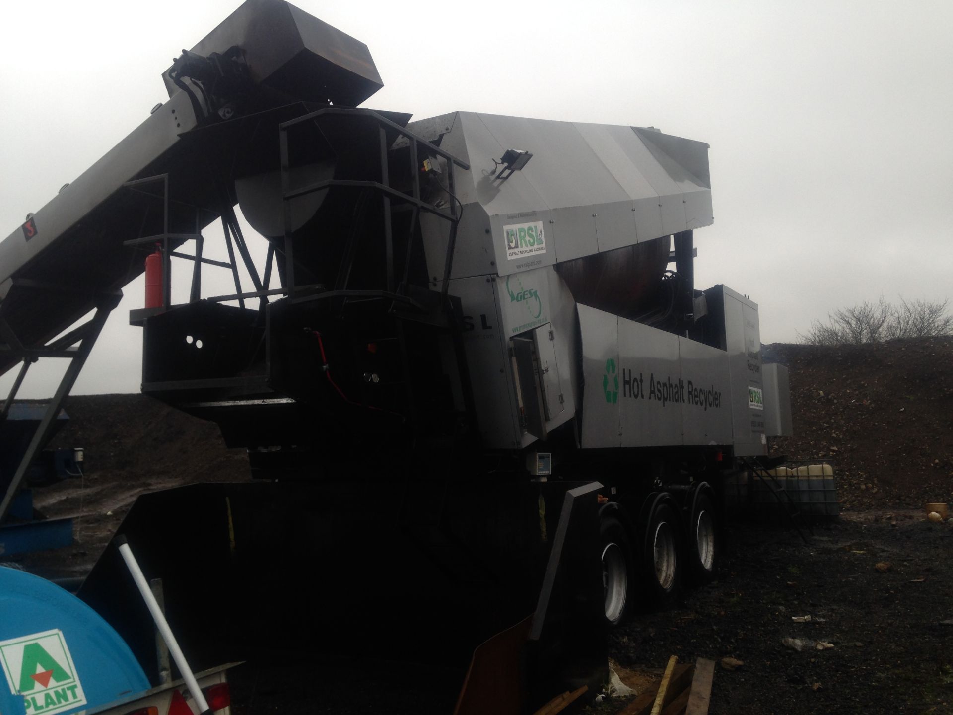 RSL - VEB 5000 - HOT ASPHALT RECYCLING UNIT - Aprox 480 hours on the clock.  Comes with the followin - Image 3 of 9