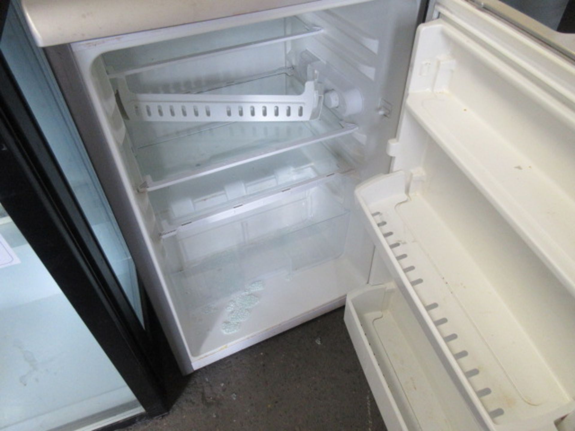 Beko LA620S Refrigerator. 130L capacity, 240v, size 550 x 560 x 850mm high. - Image 2 of 3