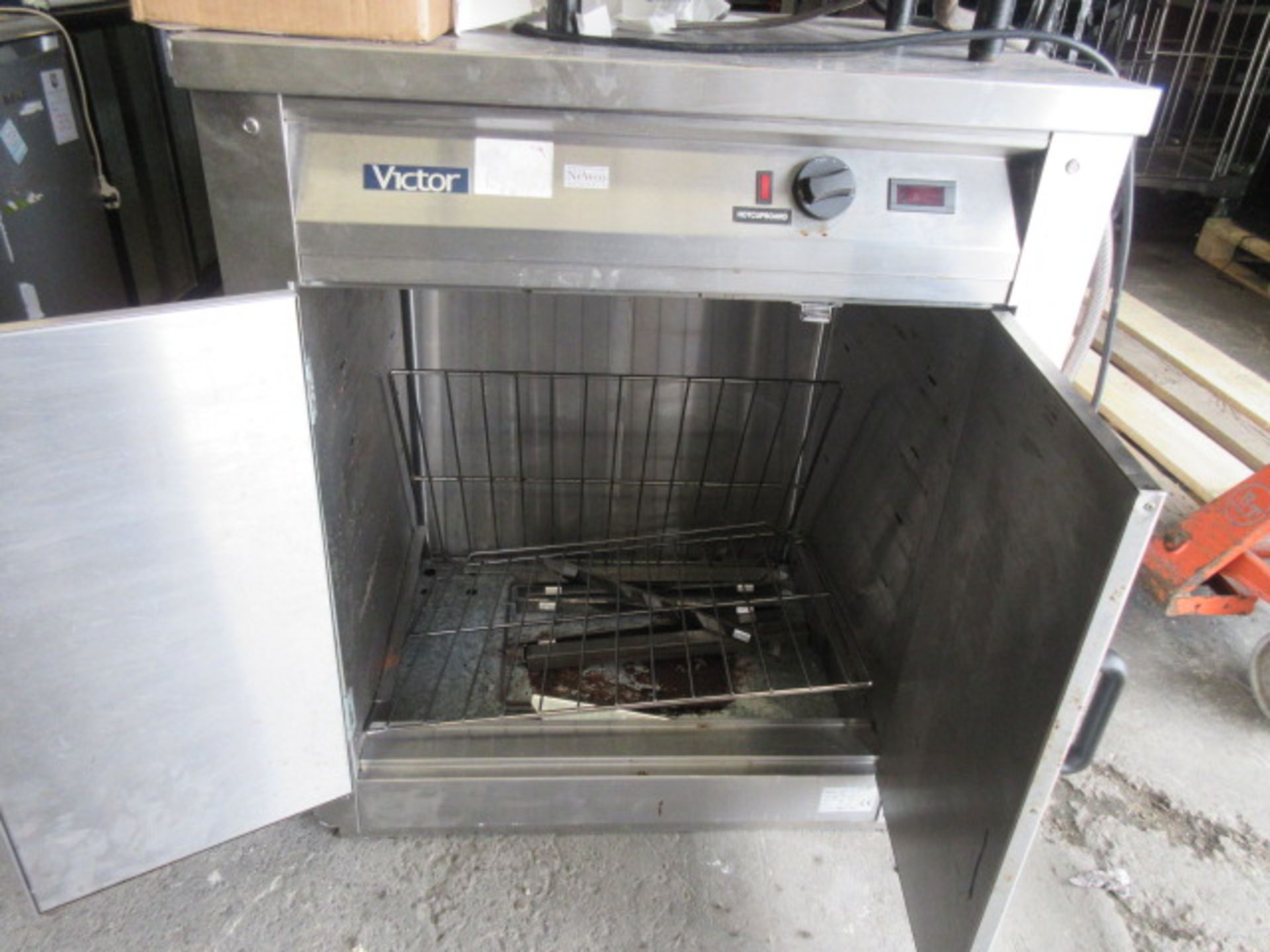 Victor HC20SS-SP Hot Cupboard. 1kw, 240v, 59Hz, size 830 x 670 x 1000mm high - Image 2 of 3