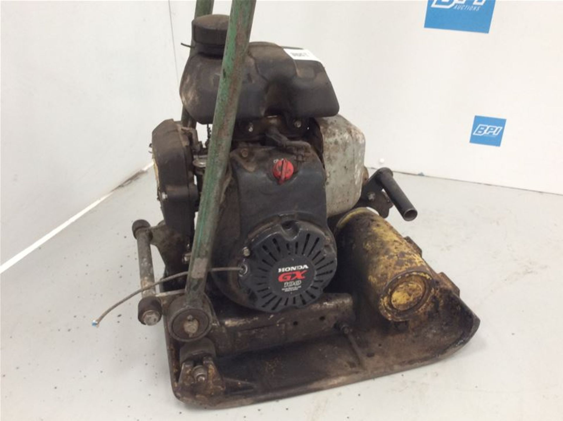 AMMANN VIBRATING PLATE - HONDA PETROL - Image 2 of 3