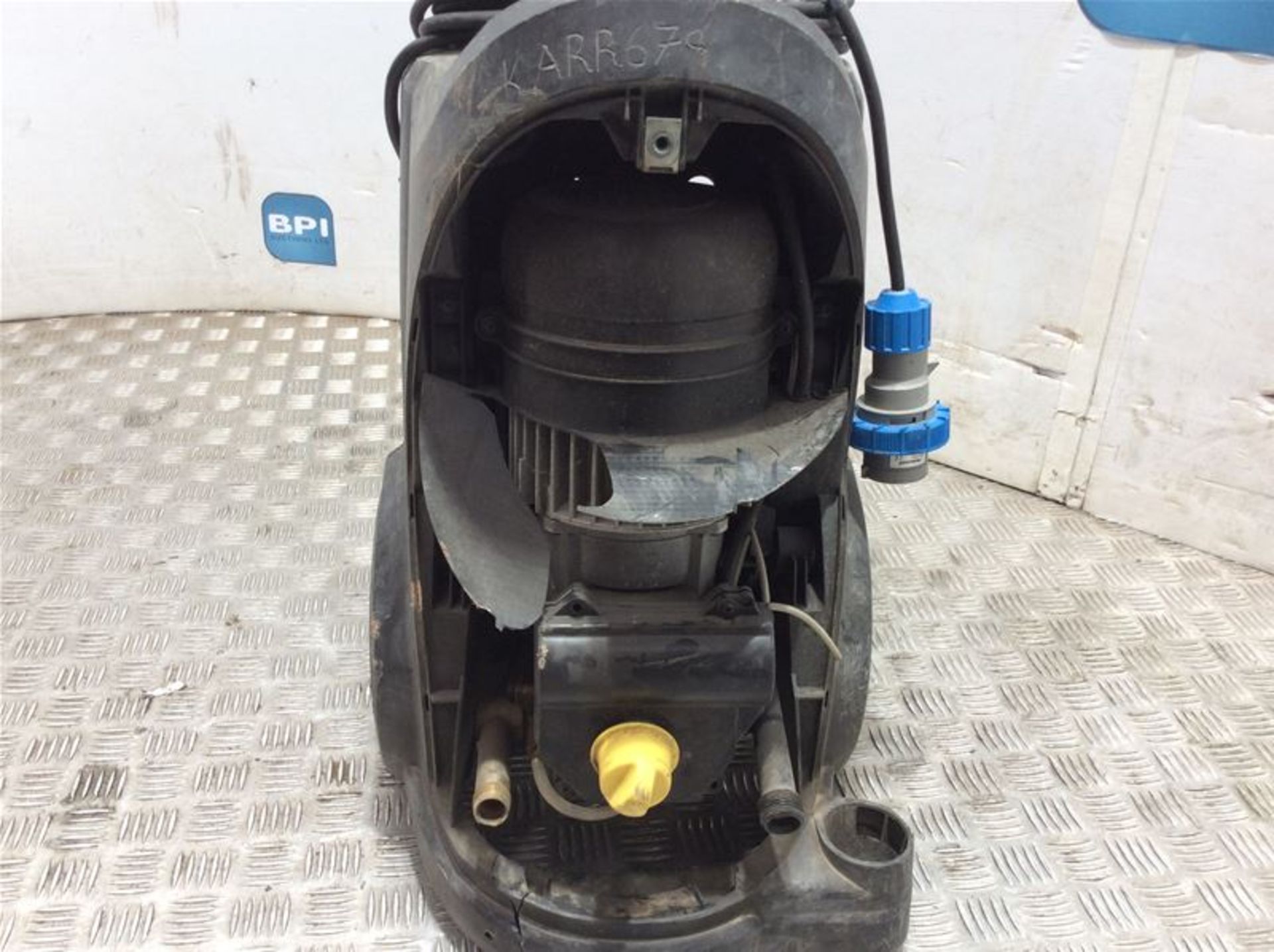 KARCHER HD5/11C 240V PRESSURE WASHER - Image 2 of 3