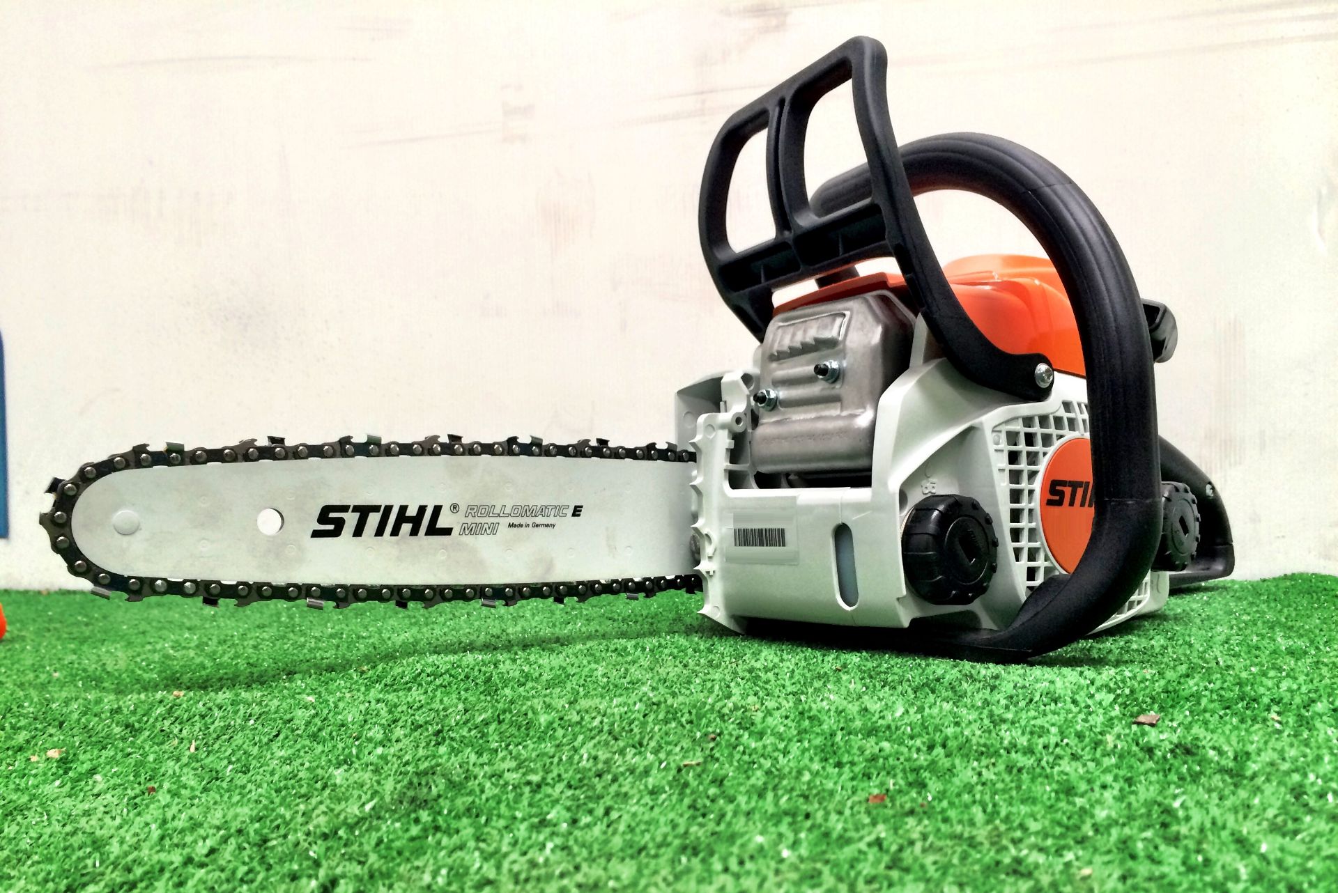 Stihl 30.1cc 12inch Petrol Chain Saw