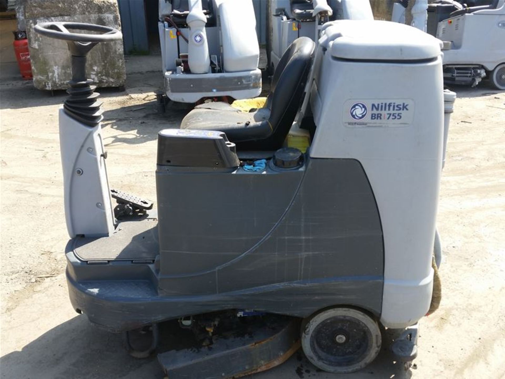 Nilfisk BR-755 Ride on Scrubber Dryer