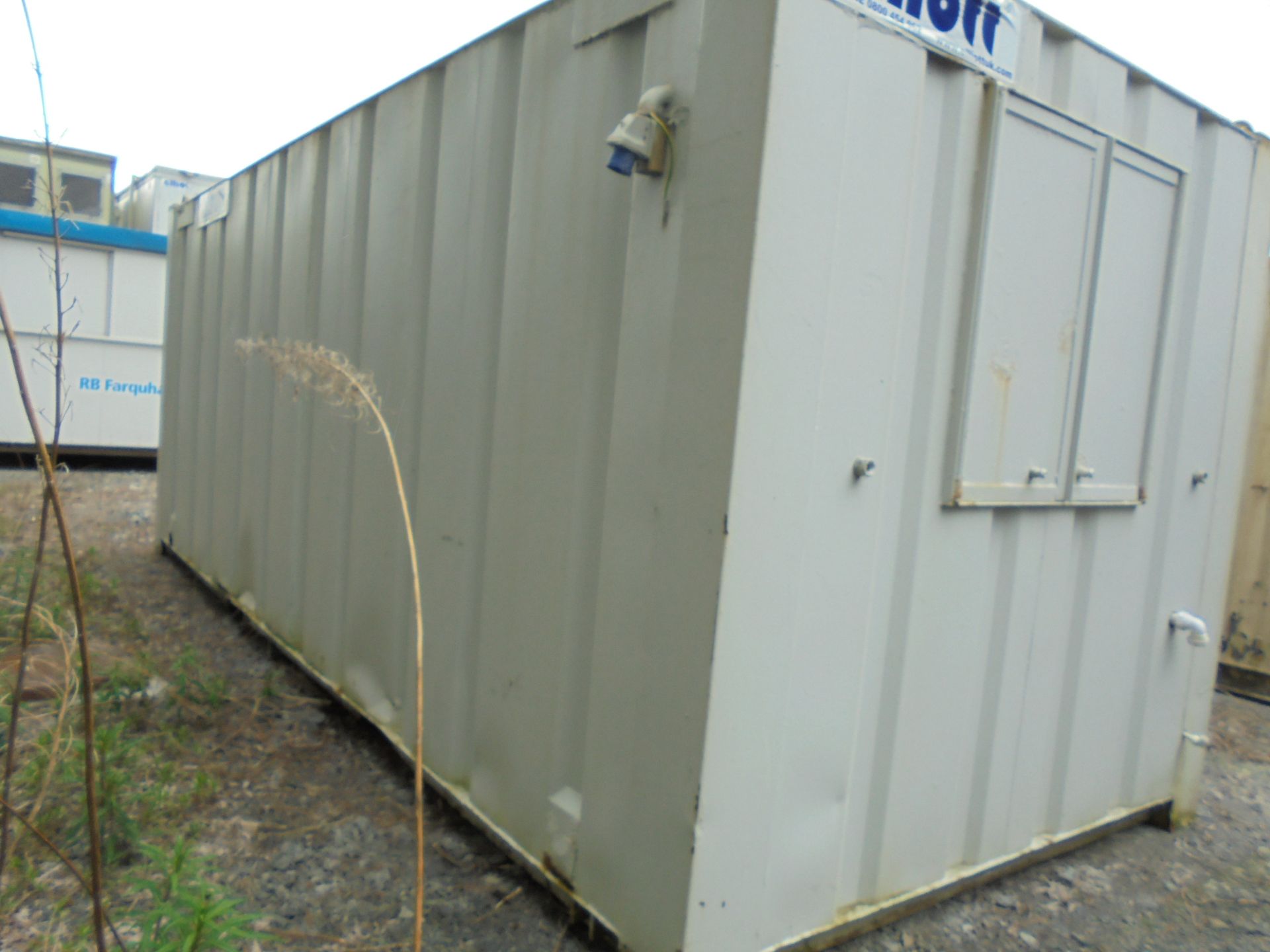 E42998 20ft x 8ft Anti Vandal Office / Canteen - Image 2 of 7