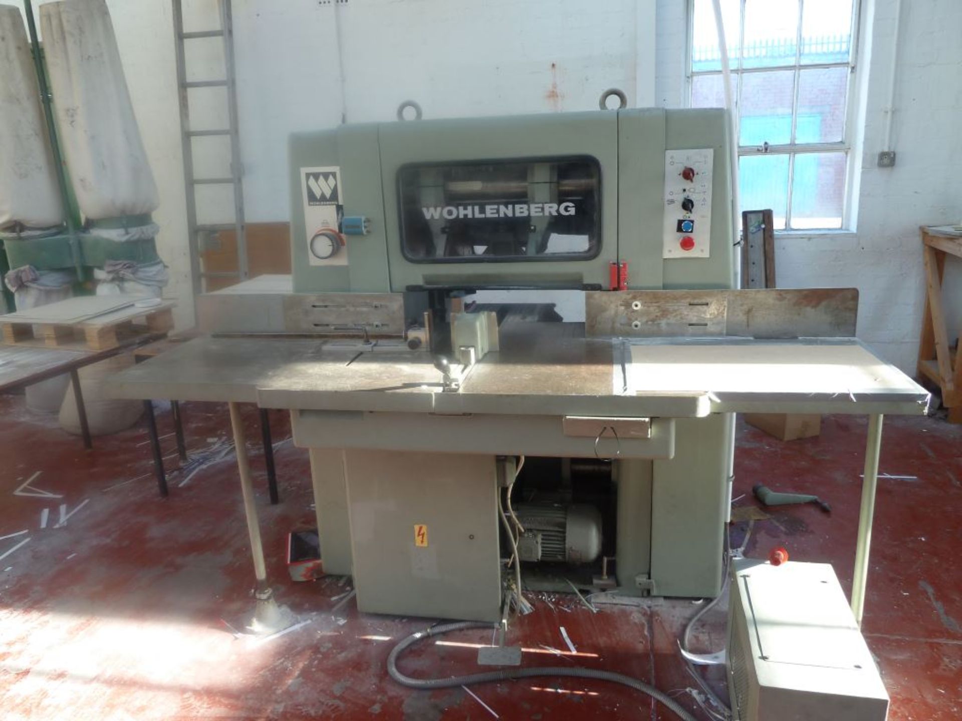 WOHLENBERG 38FC Age 1981 Free Standing Trimmer, Hand Fed Unit, Three Knife Trimmer, Belt Trimmer