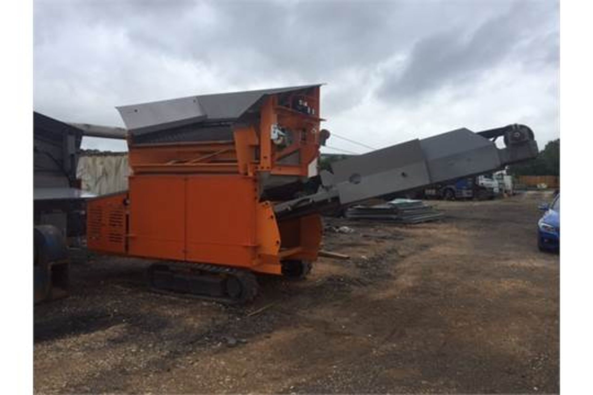 Double Deck Screener