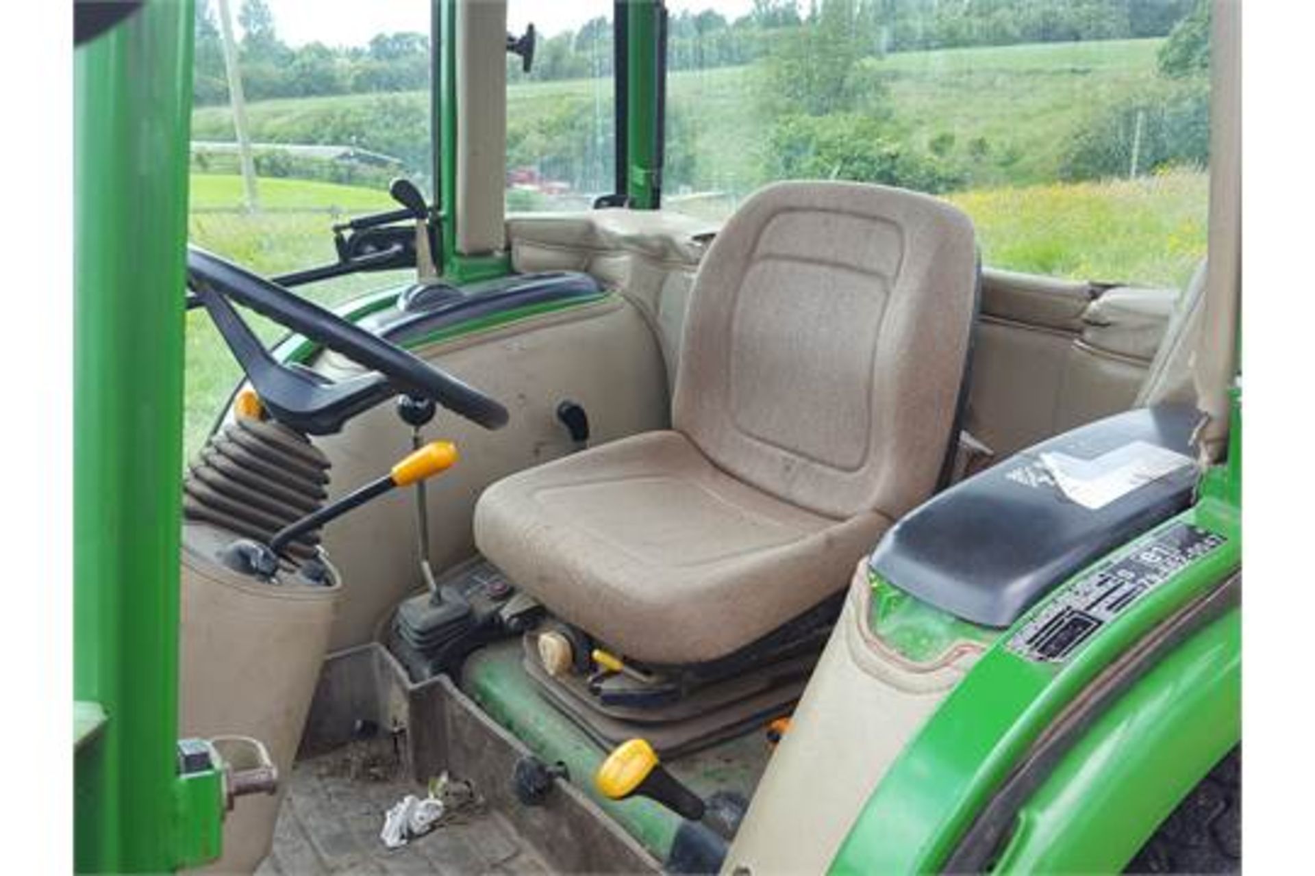 John Deere 4600 4 x 4 Compact Tractor - Image 7 of 10