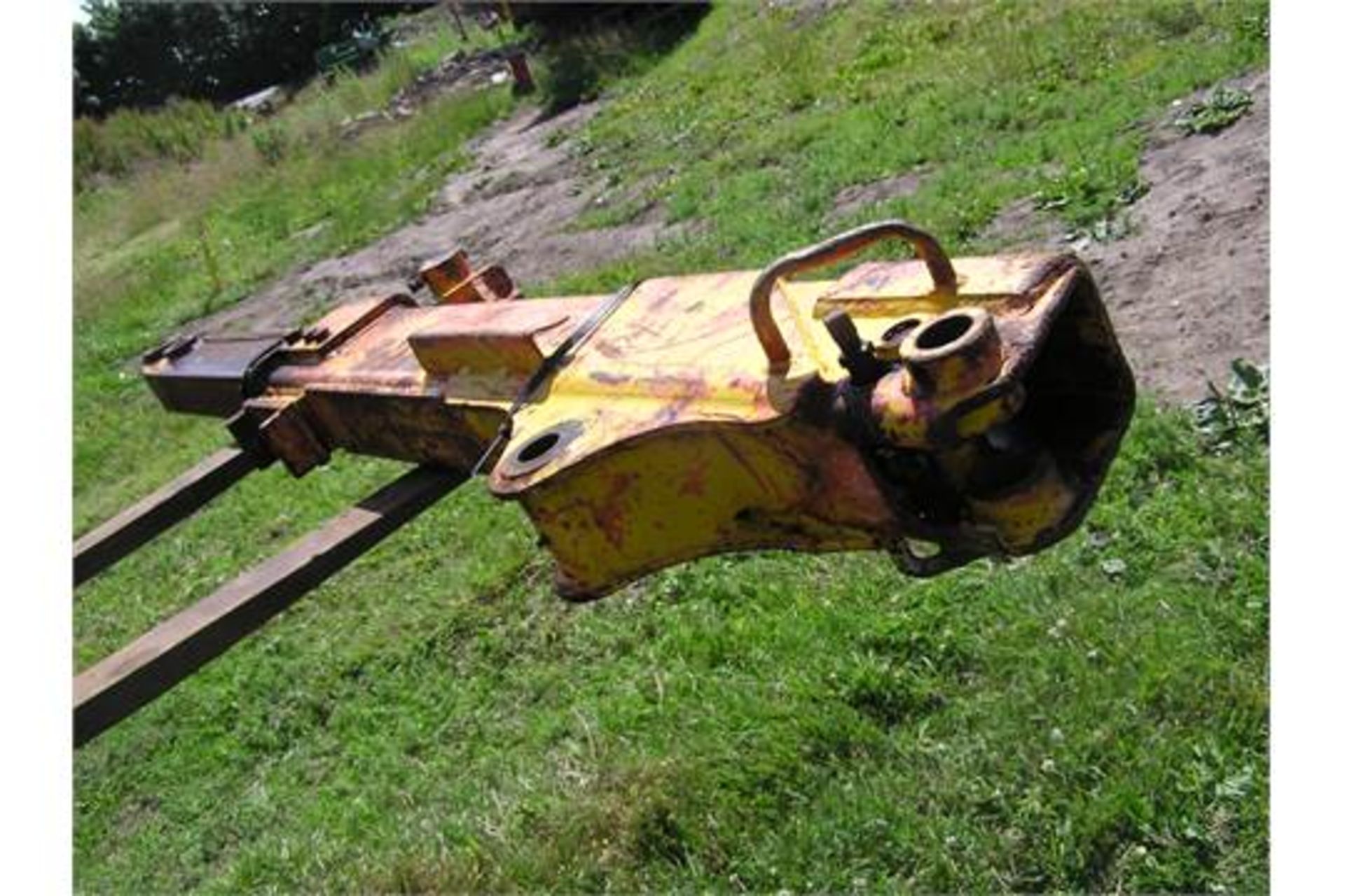 Hydraulic Extending Dipper Arm to fit 3 Ton Excavator / Digger - Image 3 of 5
