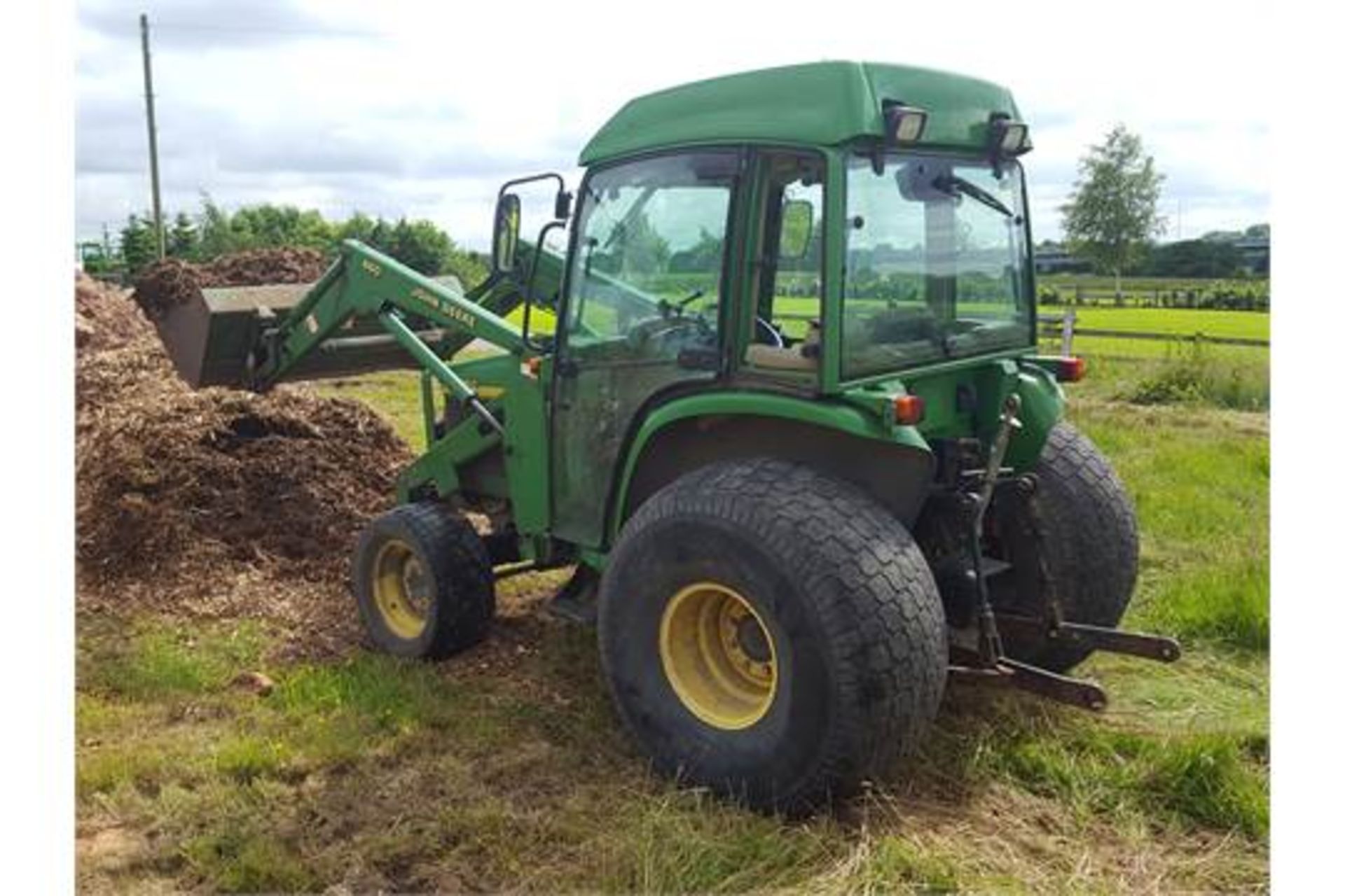 John Deere 4600 4 x 4 Compact Tractor - Image 4 of 10