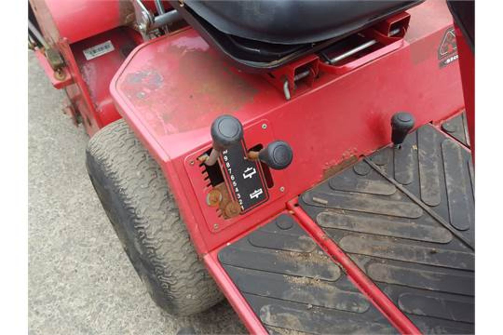 Countax C300H Hydrostatic Mower - Image 4 of 7