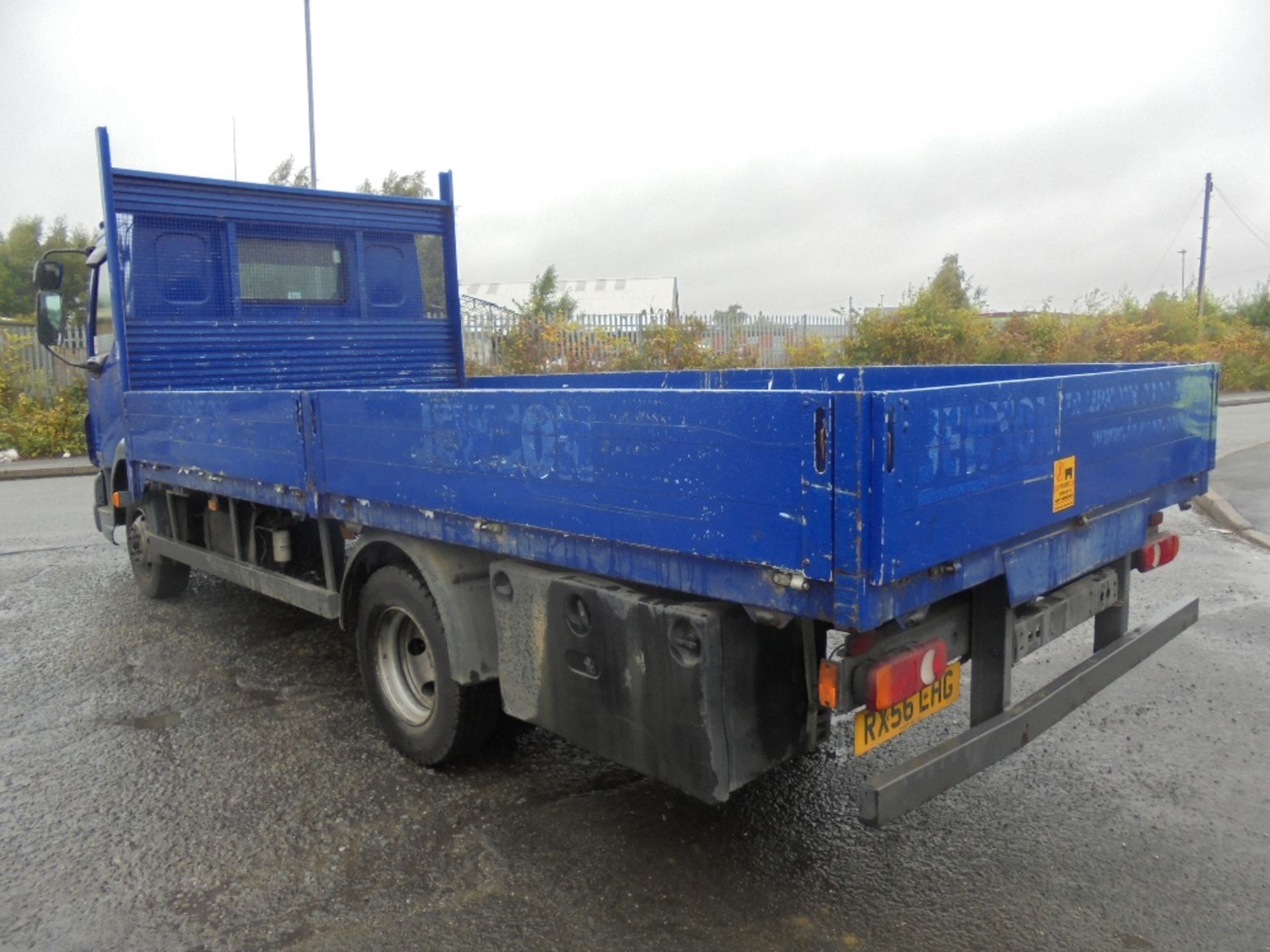 DAF LF45.150 Euro 3 17ft Dropside, Registration No. RX56 LHG, First Registered: 01/12/06, 254413Kms - Image 3 of 5