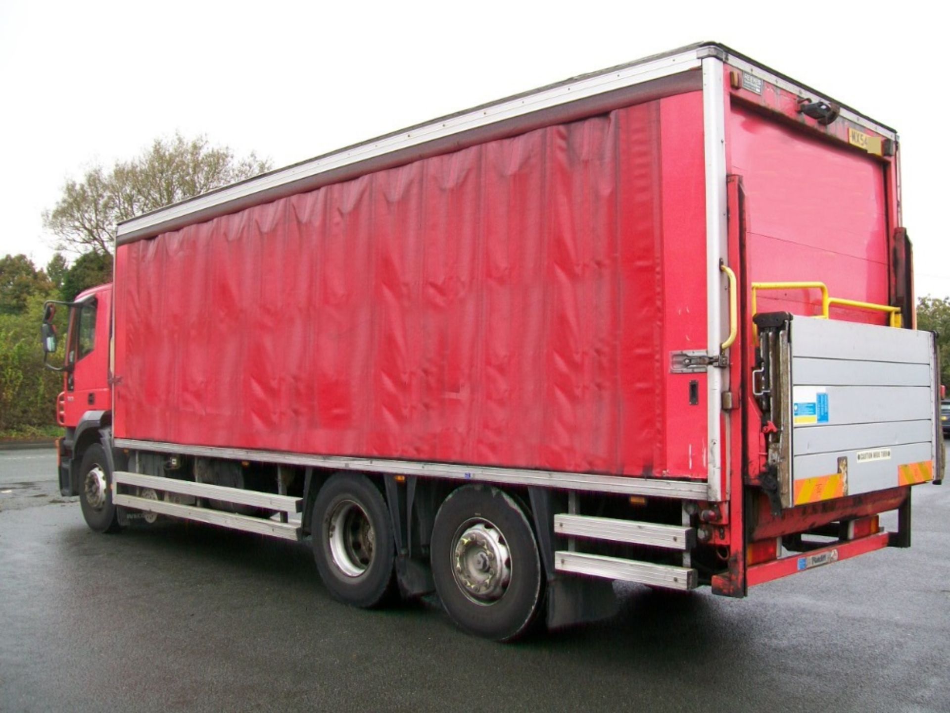 Iveco Stralis 6x2 Day Cab 25ft Curtainsider c/w Rear Steer Axle & Ratcliffe Column Tail Lift, Regist