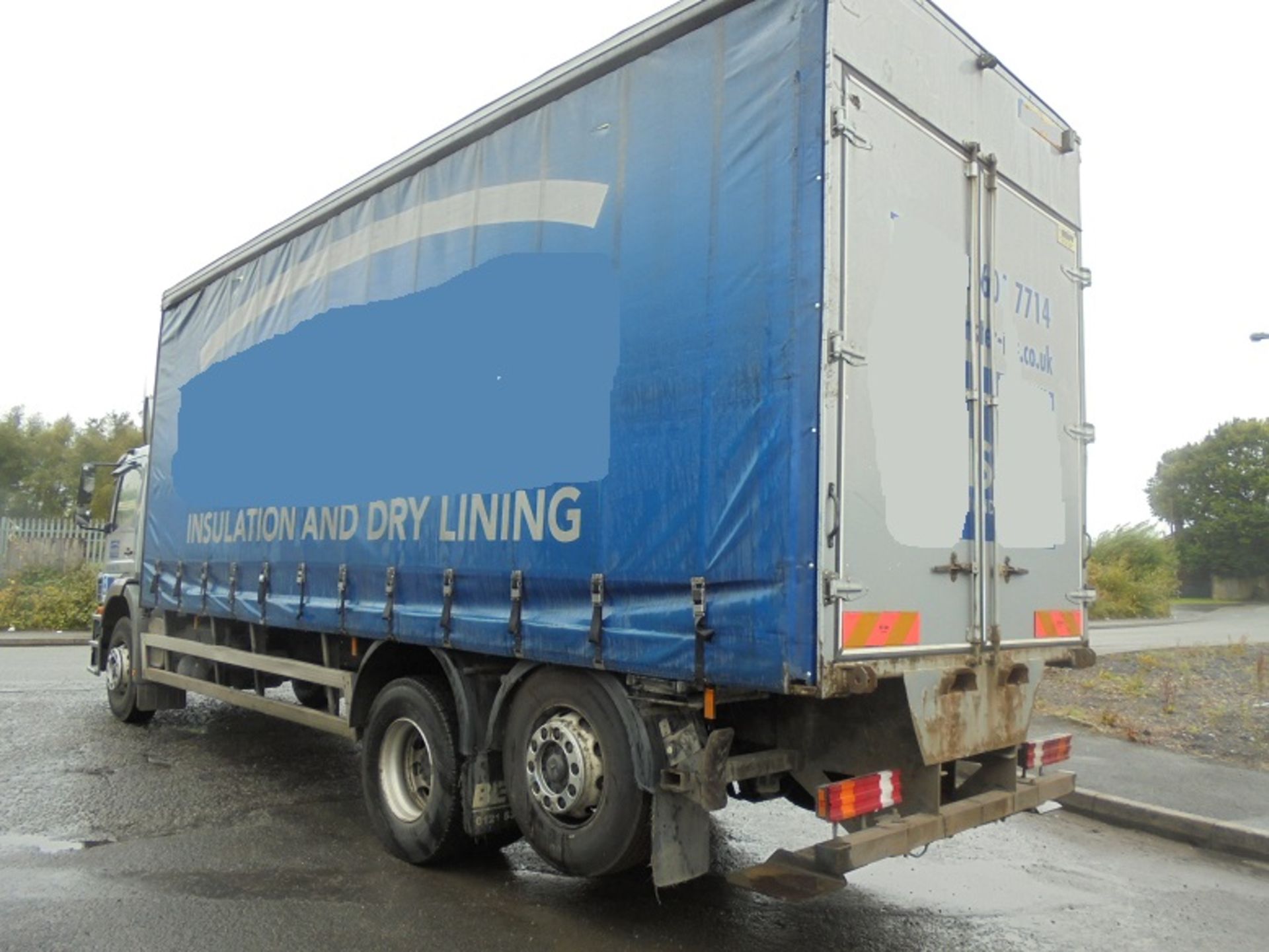 Mercedes Benz 2528 6x2 Day Cab 25ft Curtainsider c/w Lifting Rear Axle & Moffett Mounty Ready, Regis - Image 3 of 5