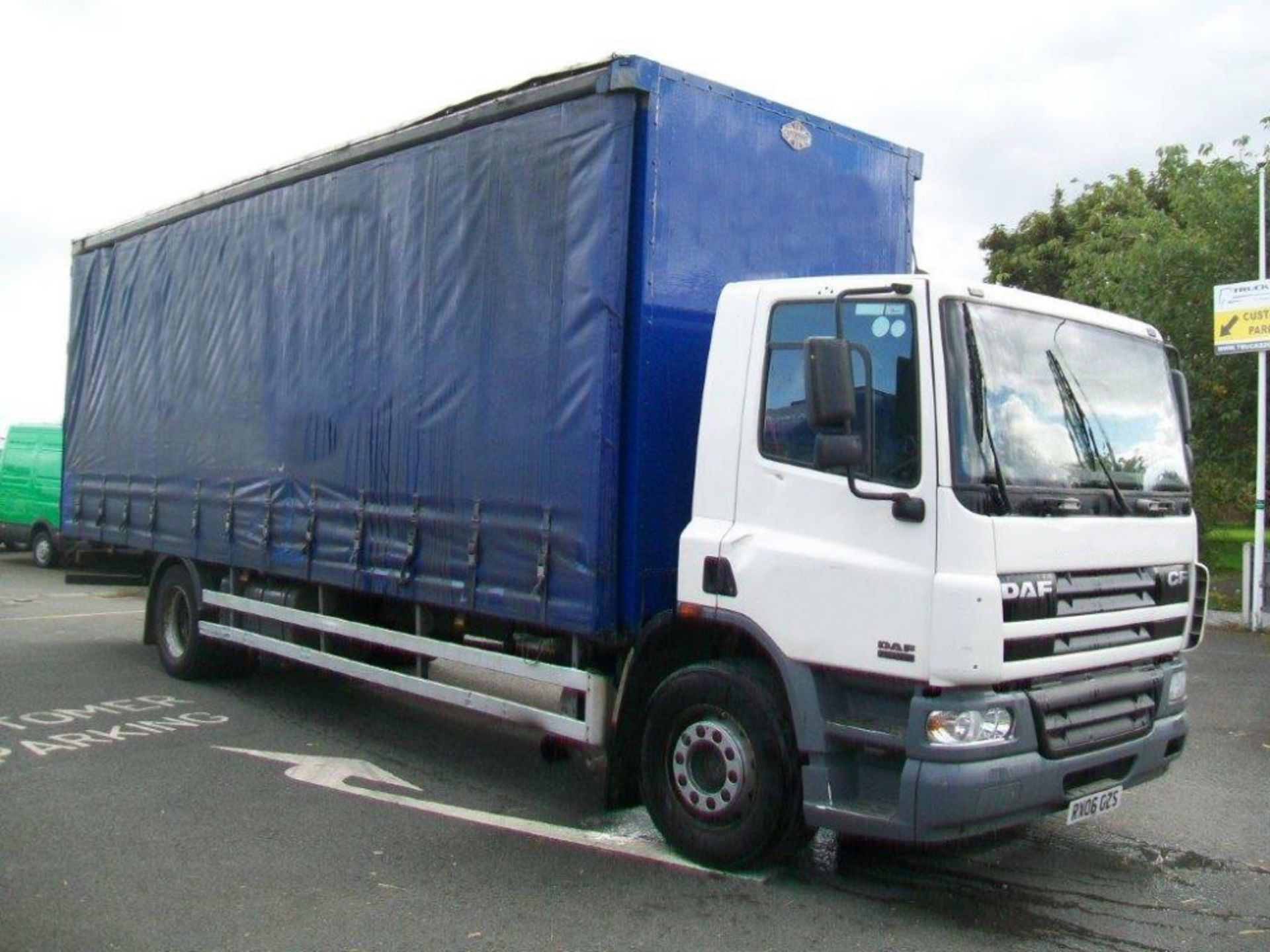 DAF CF75.250 Euro 3 4x2 27ft Curtainsider c/w Tuckaway Tail Lift, Registration No. RX06 GZS, First R