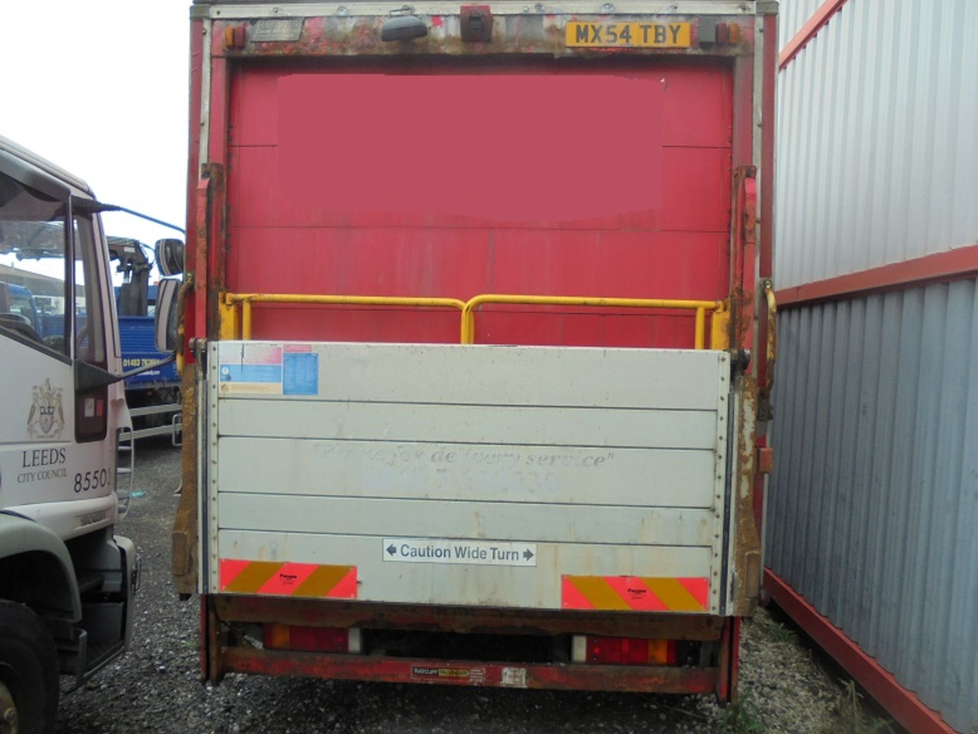 Iveco Stralis 310 6x2 Curtainsider c/w Ratcliffe Column Tail Lift, Registration No. MX54 TBY, First - Image 4 of 7