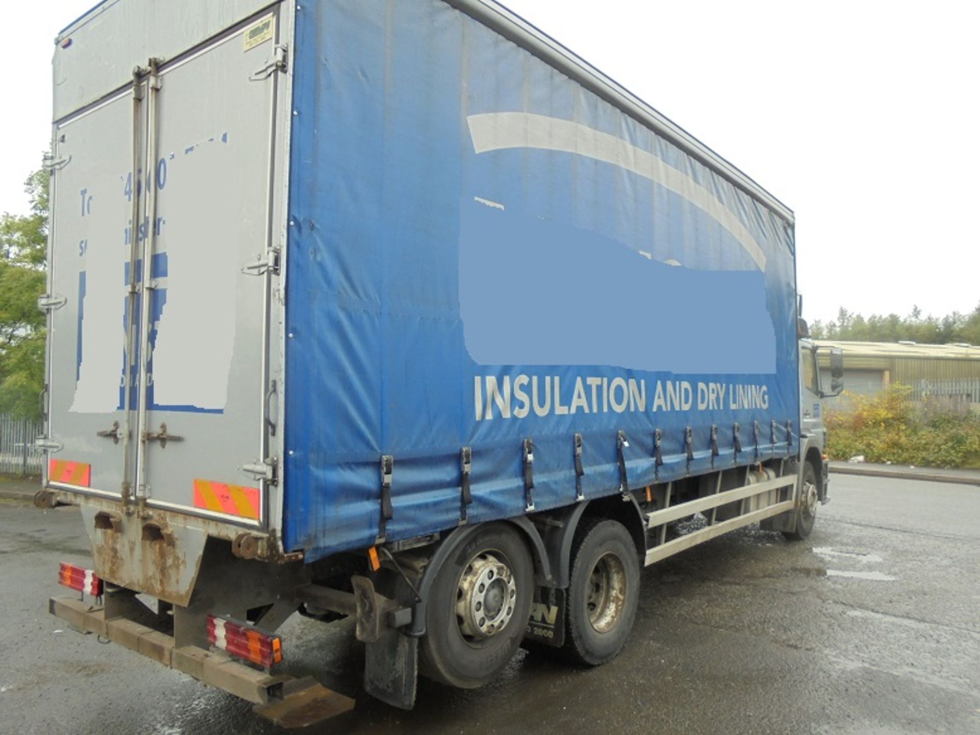 Mercedes Benz 2528 6x2 Day Cab 25ft Curtainsider c/w Lifting Rear Axle & Moffett Mounty Ready, Regis - Image 4 of 5