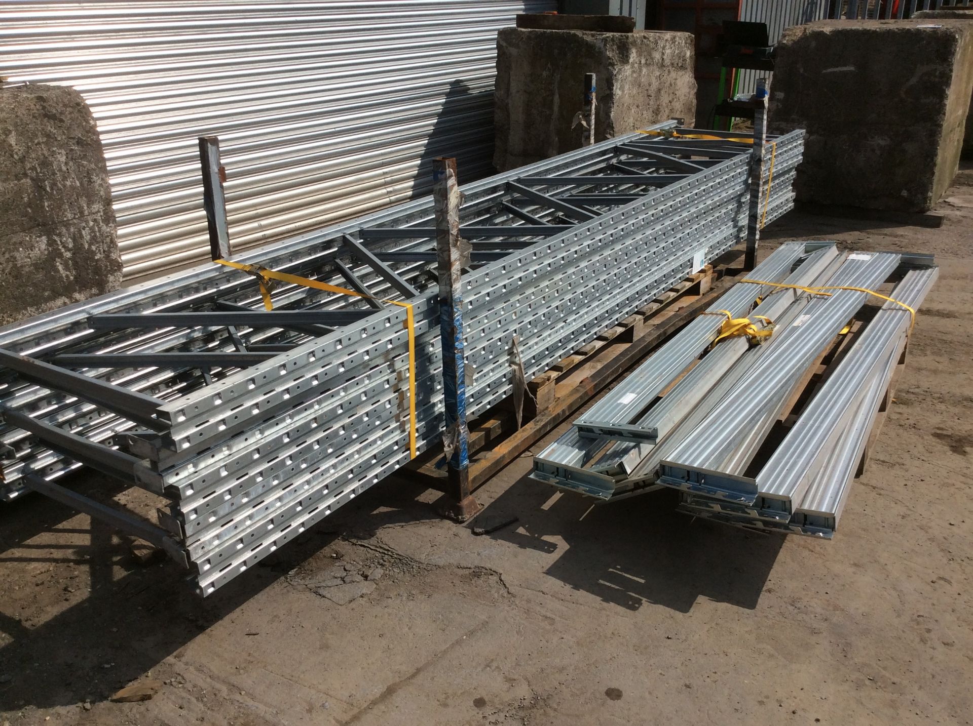 Fliptastic Galvansied Steel Racking S.W.L 3000kg, Included Is X5 Complete Uprights - 480cm Height A - Image 2 of 5
