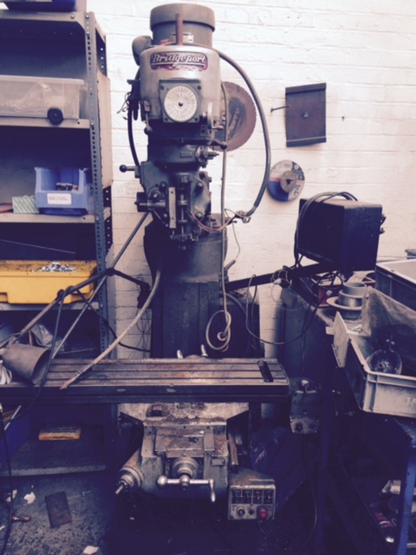 Bridgeport Milling machine – non working requires repair could be used for parts