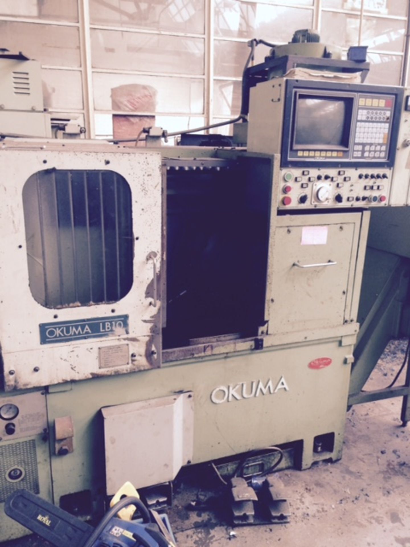 Okuma LB10 CNC lathe - fully working