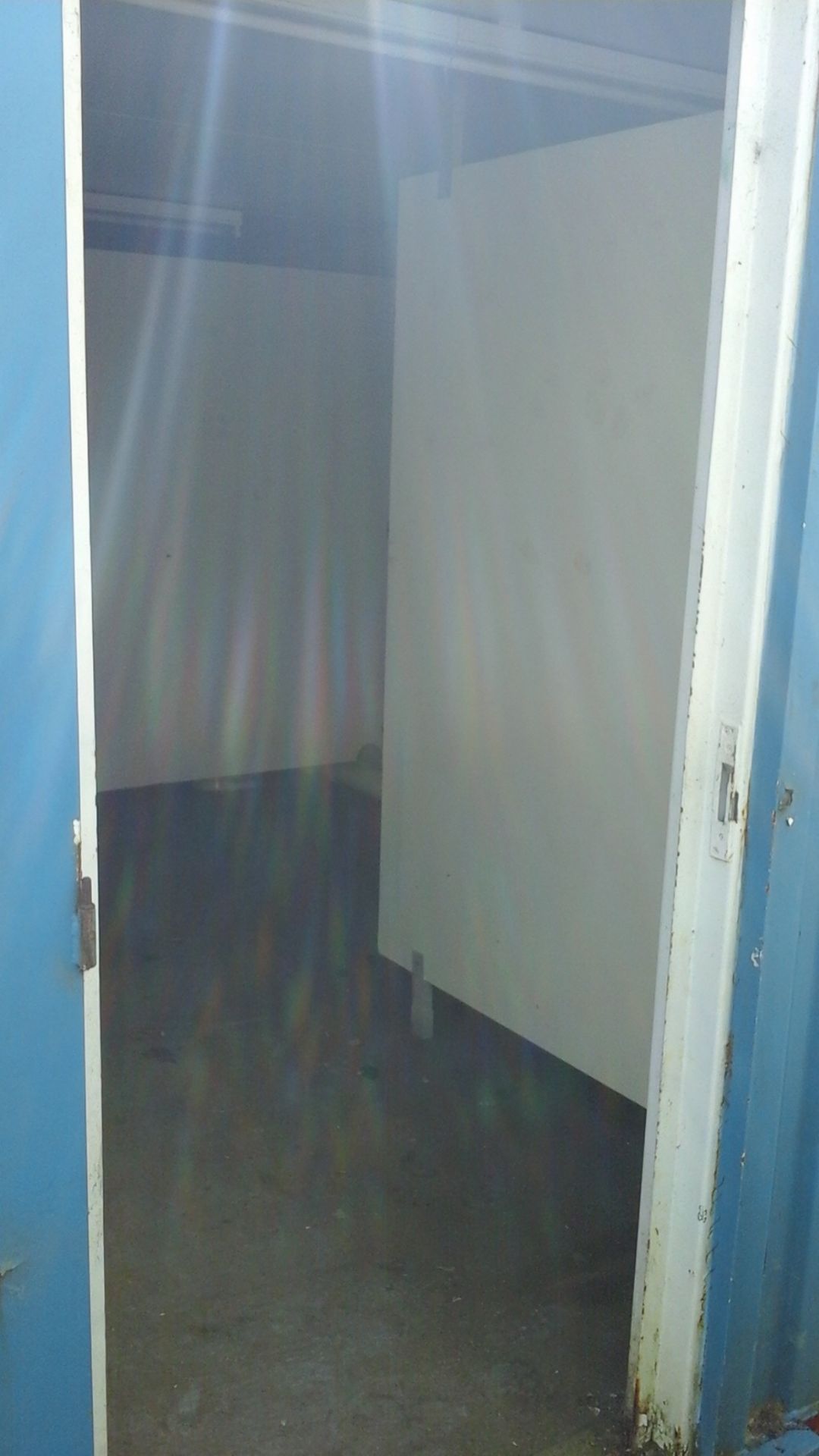ESP22516 32ft x 10ft Anti Vandal Toilet - Image 5 of 14