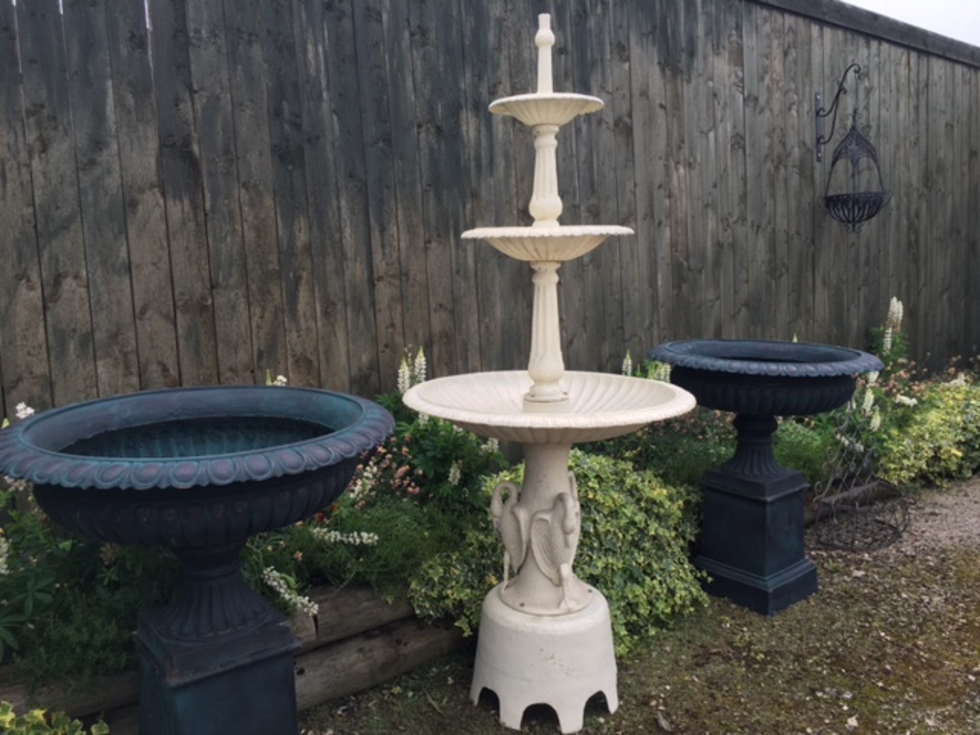 LARGE 3 TIER CAST IRON FOUNTAIN IN ANTIQUE WHITE