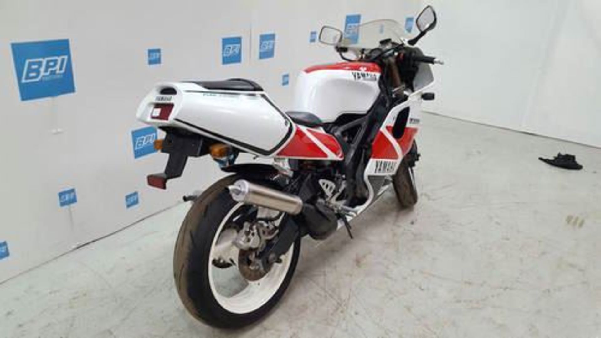 1992 Yamaha TZR250 2 Stroke Only 5,000mils - Image 3 of 6