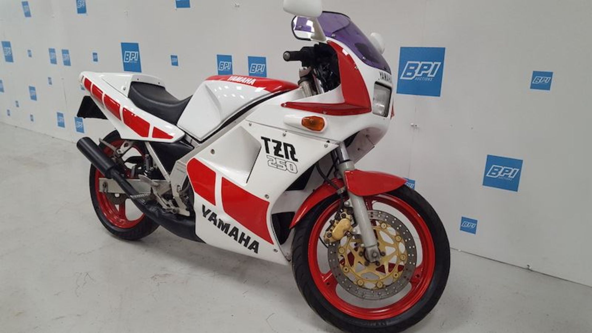 1989 Yamaha TZR250 - Image 2 of 7