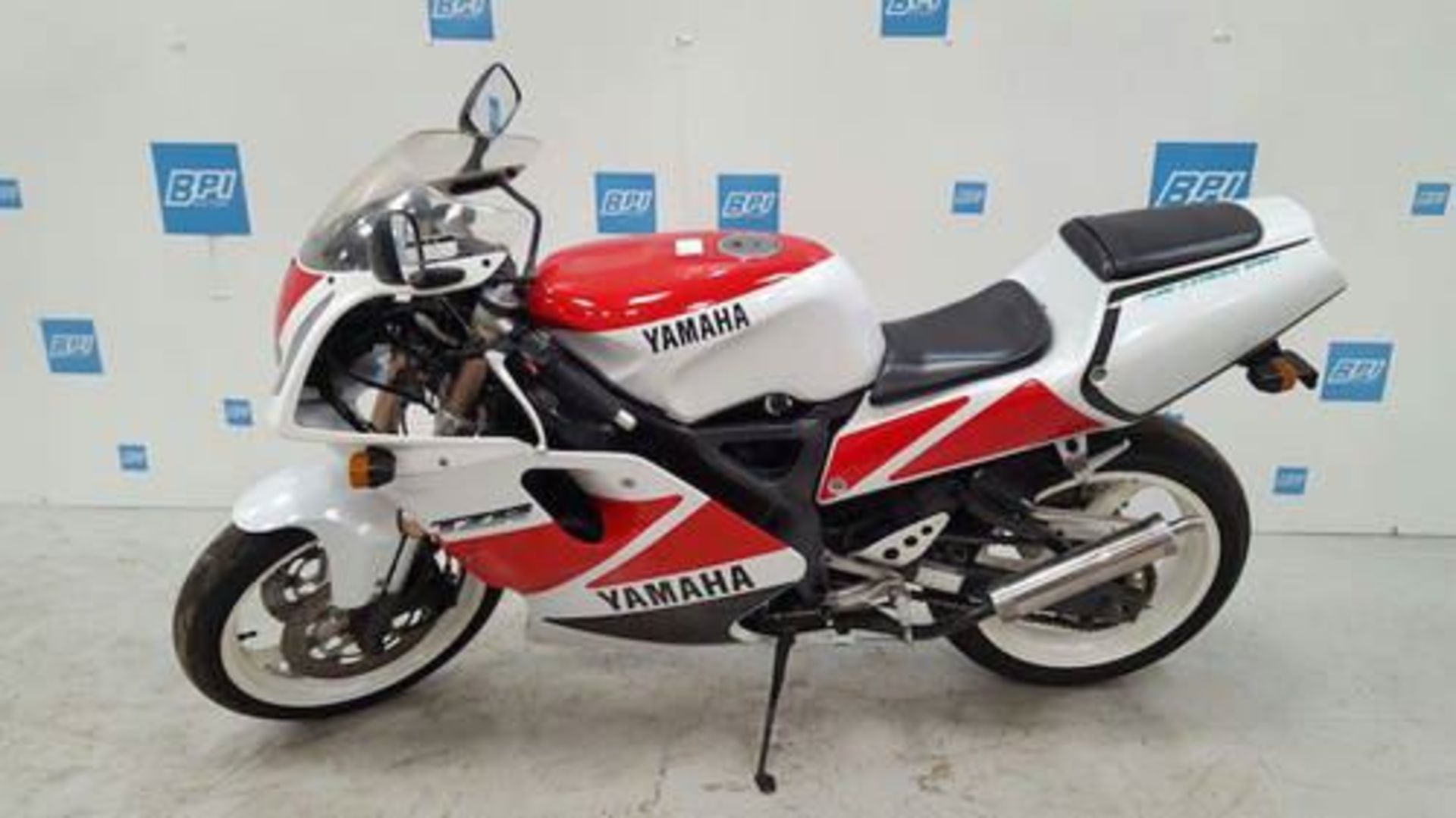 1992 Yamaha TZR250 2 Stroke Only 5,000mils - Image 4 of 6