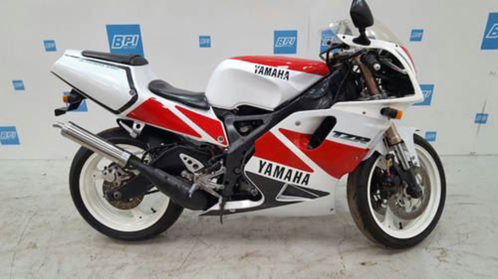 1992 Yamaha TZR250 2 Stroke Only 5,000mils