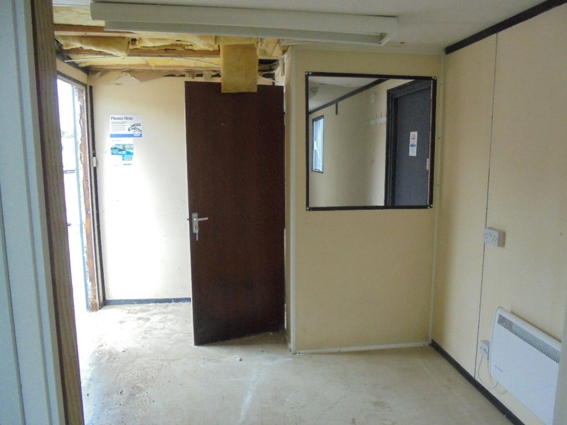 WFO326 32ft x 10ft Anti Vandal Office / Kitchen / Toilet - Image 5 of 11