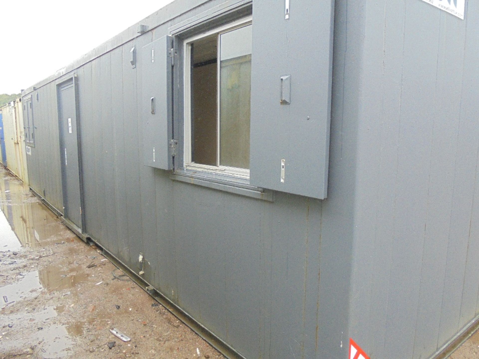 WFO326 32ft x 10ft Anti Vandal Office / Kitchen / Toilet