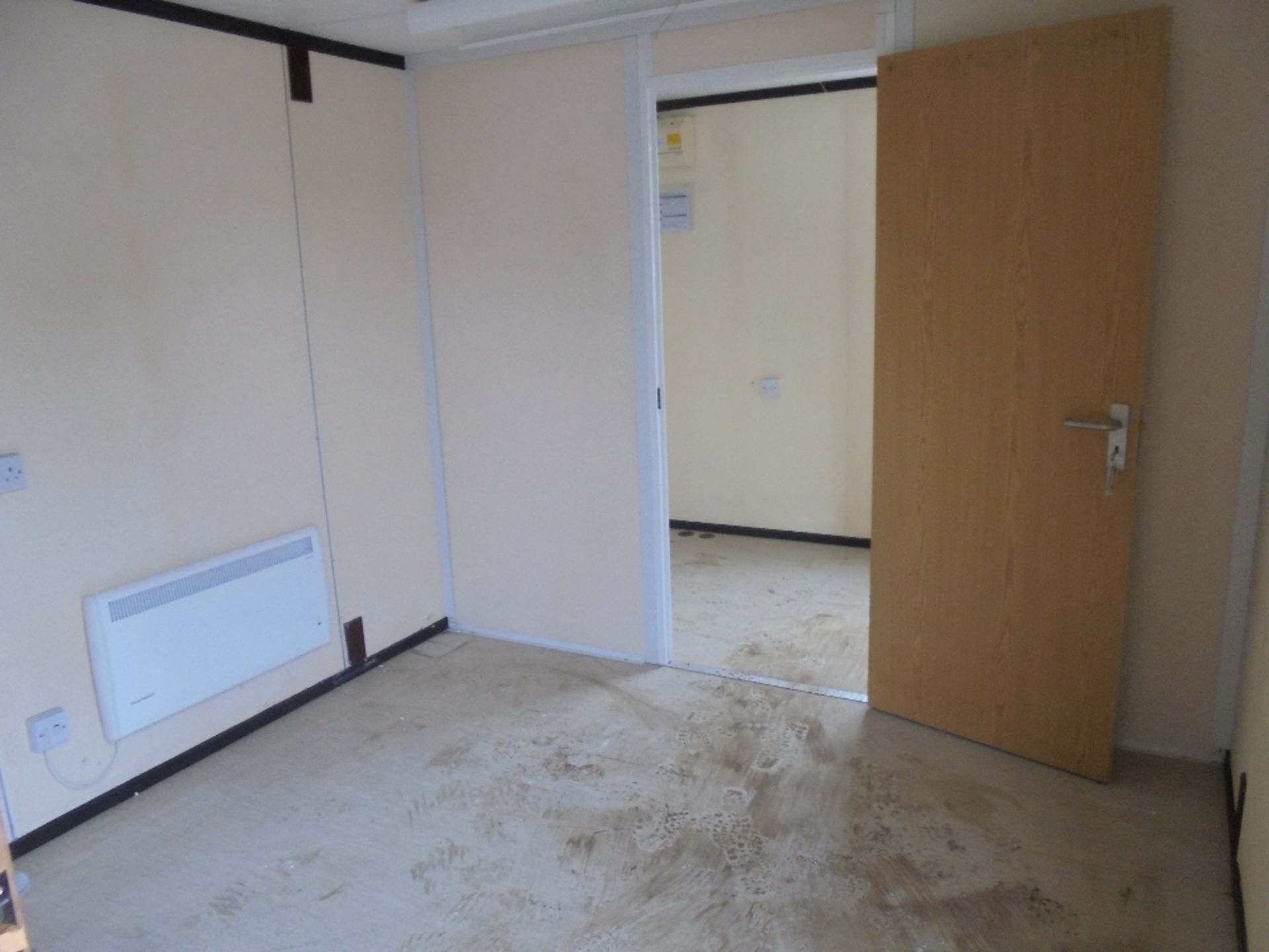 WFO326 32ft x 10ft Anti Vandal Office / Kitchen / Toilet - Image 3 of 11