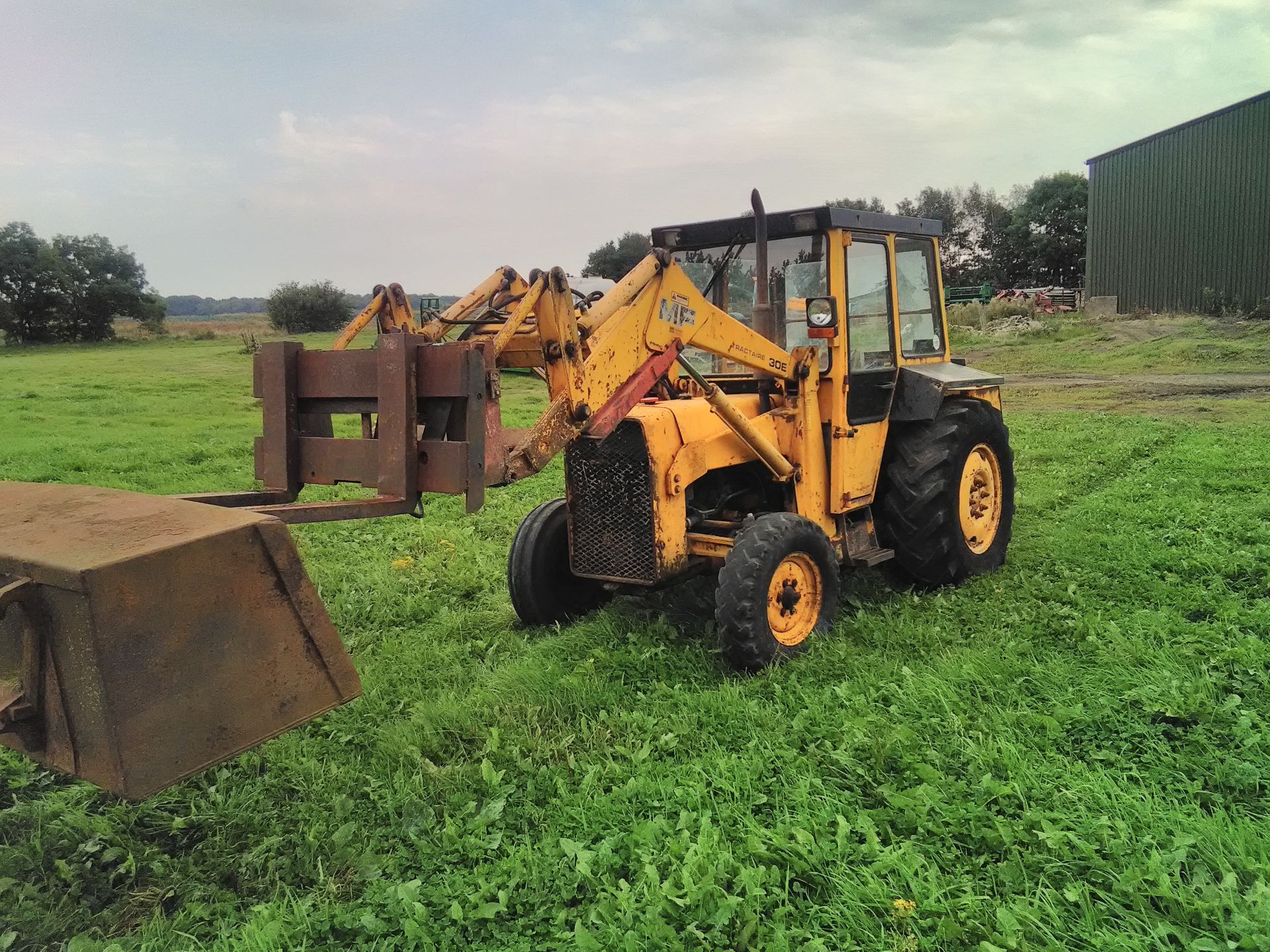 Massey Ferguson 30E - Image 2 of 8