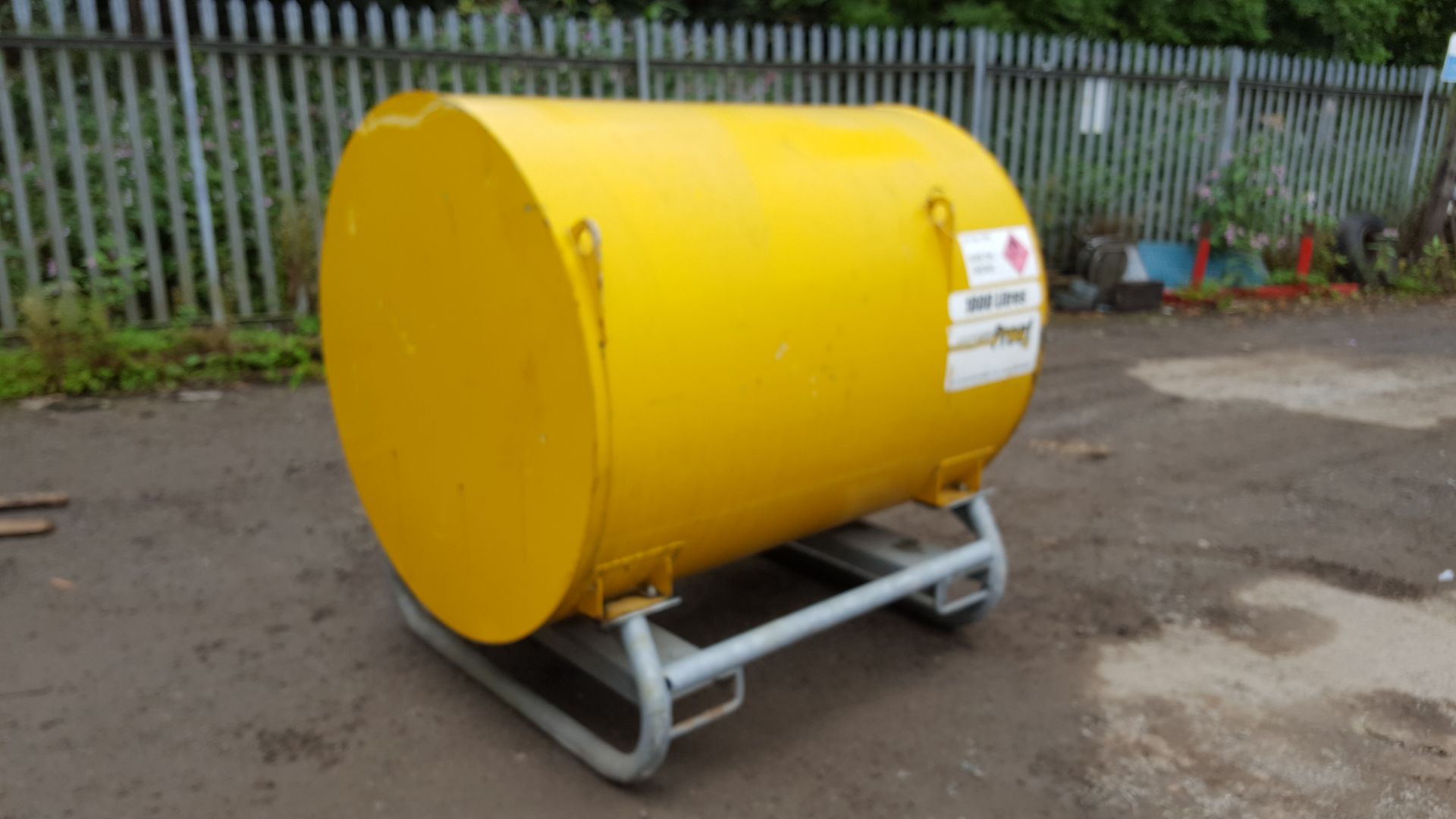 1000 Litre Bunded Diesel Tank - Image 2 of 4