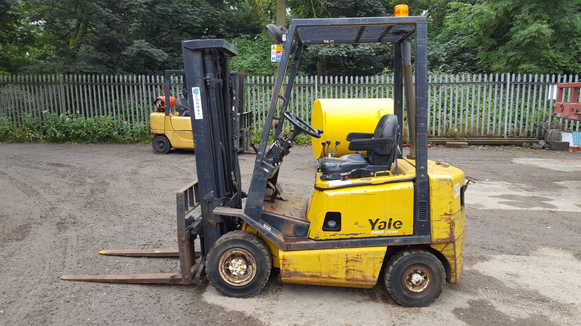 1996 Yale 1.3 Ton Diesel Forklift - Image 2 of 5