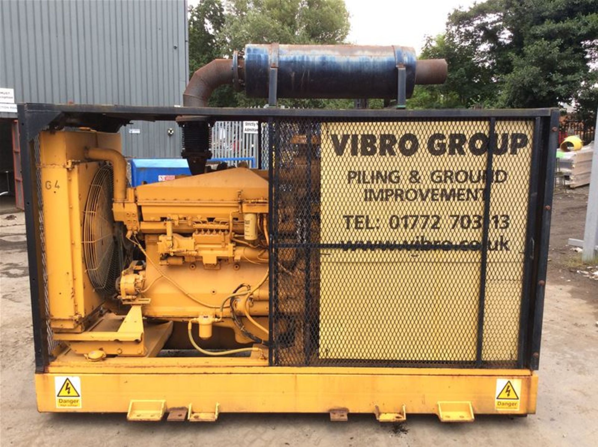 CATERPILLAR D334 TURBO DIESEL CAGED GENERATOR - 200KVA - 6 CYLINDER