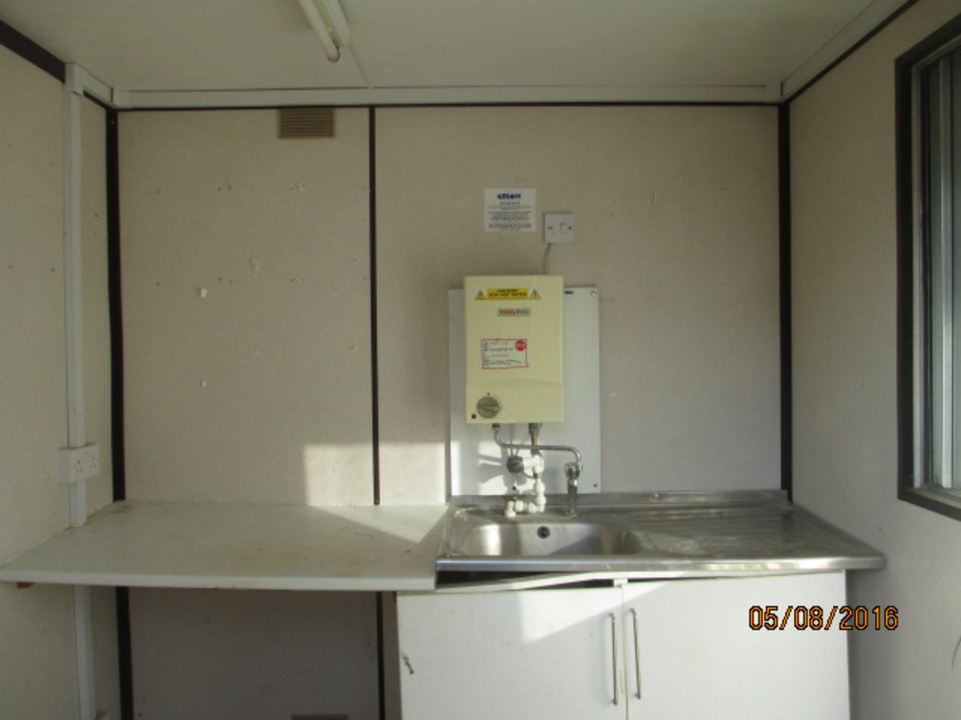 WSO2594 21X8 ANTI VANDAL - OFFICE/CANTEEN - Image 5 of 17