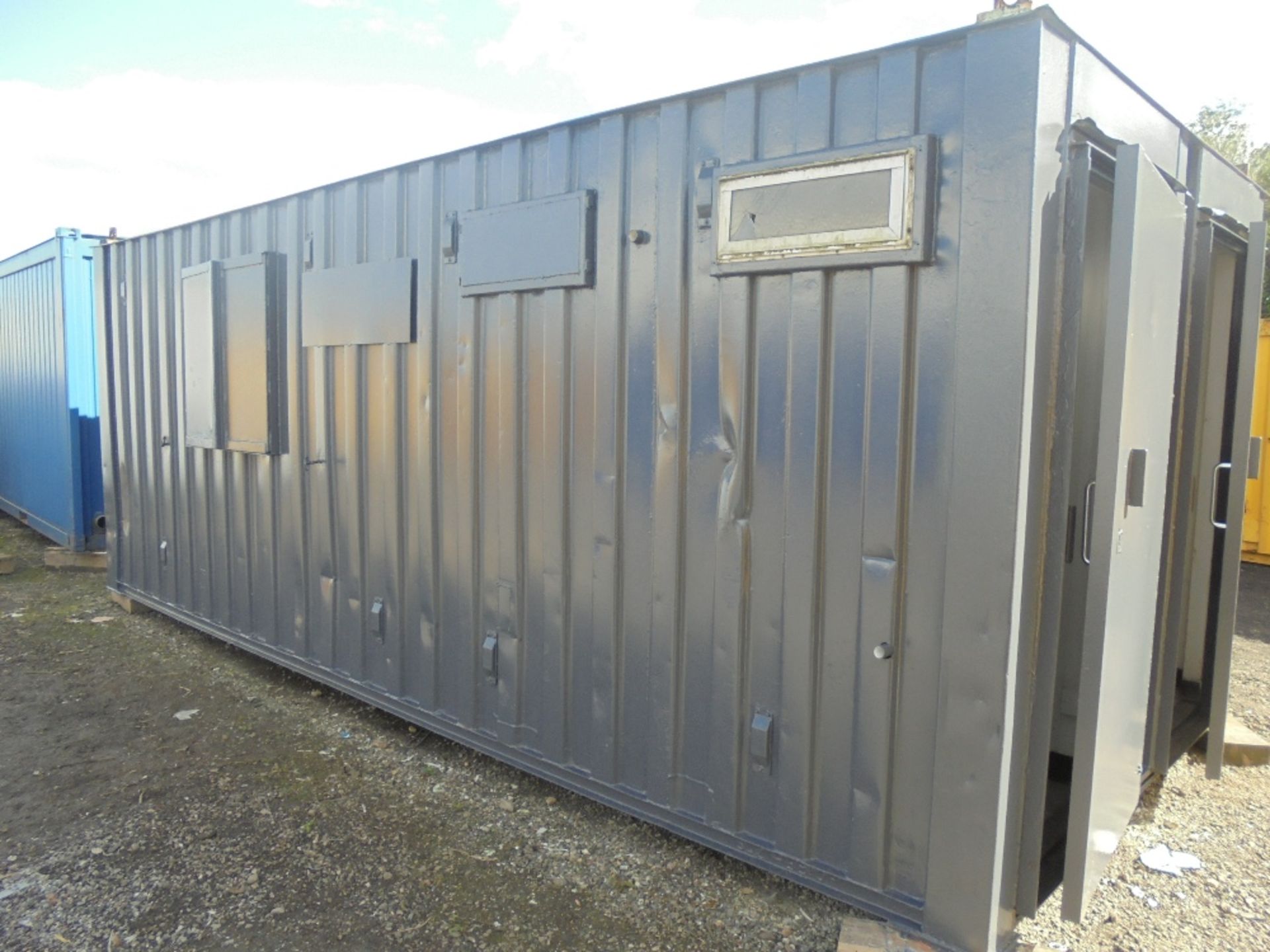 6889 21ft x 9ft Anti Vandal Office / Toilet / Store - Image 4 of 9