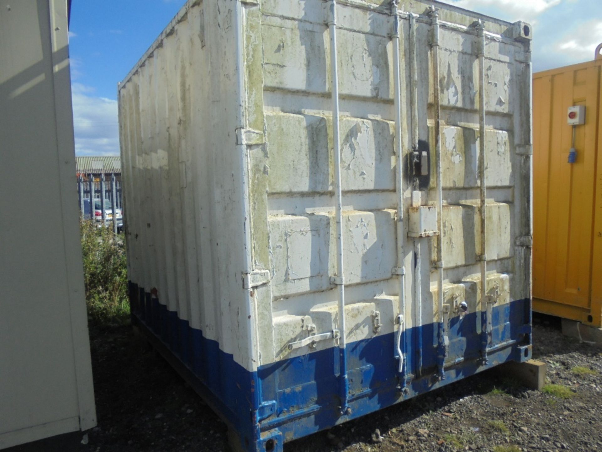 7123 10ft x 8ft Secure Container - Image 2 of 4