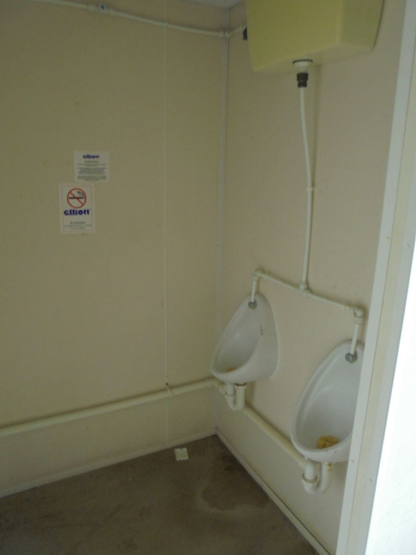ESP15492 13ft x 9ft Anti Vandal 2+1 Toilet - Image 5 of 9