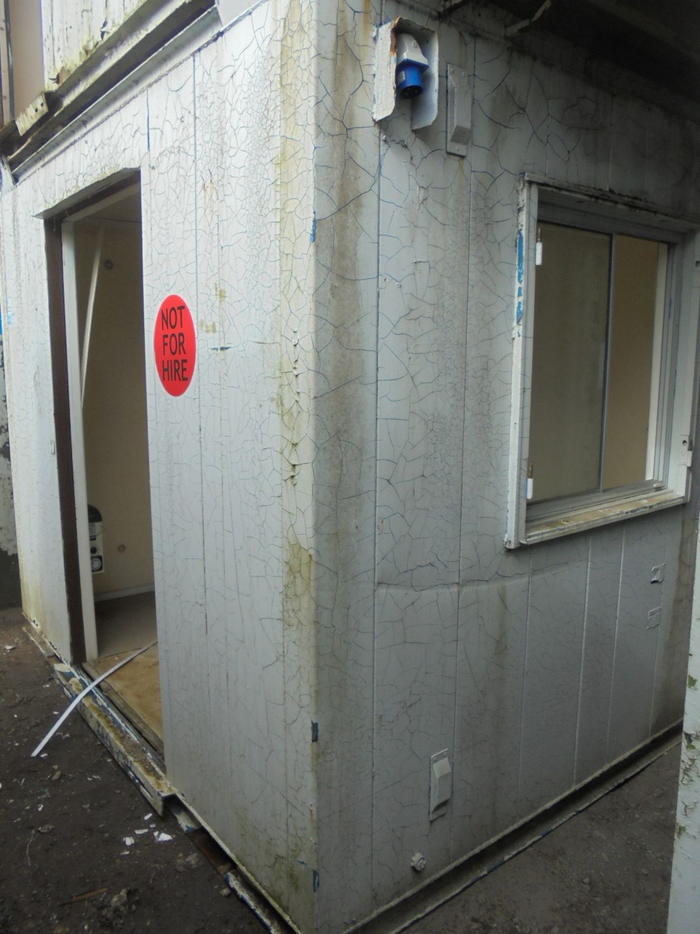 ESP15383 10ft x 8ft Anti Vandal Office - Image 2 of 5