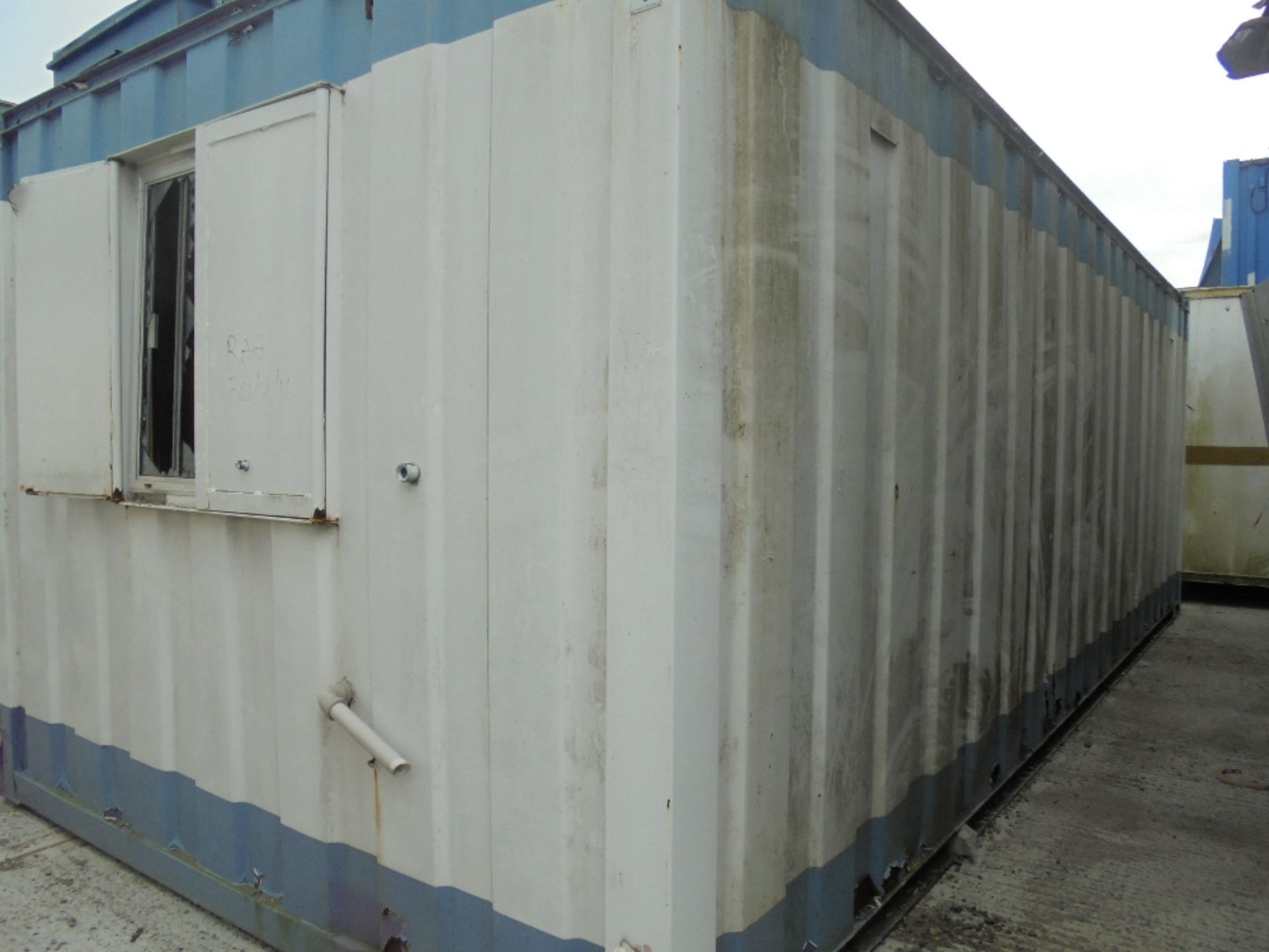 EMS026 24ft x 10ft Anti Vandal Canteen - Image 3 of 9