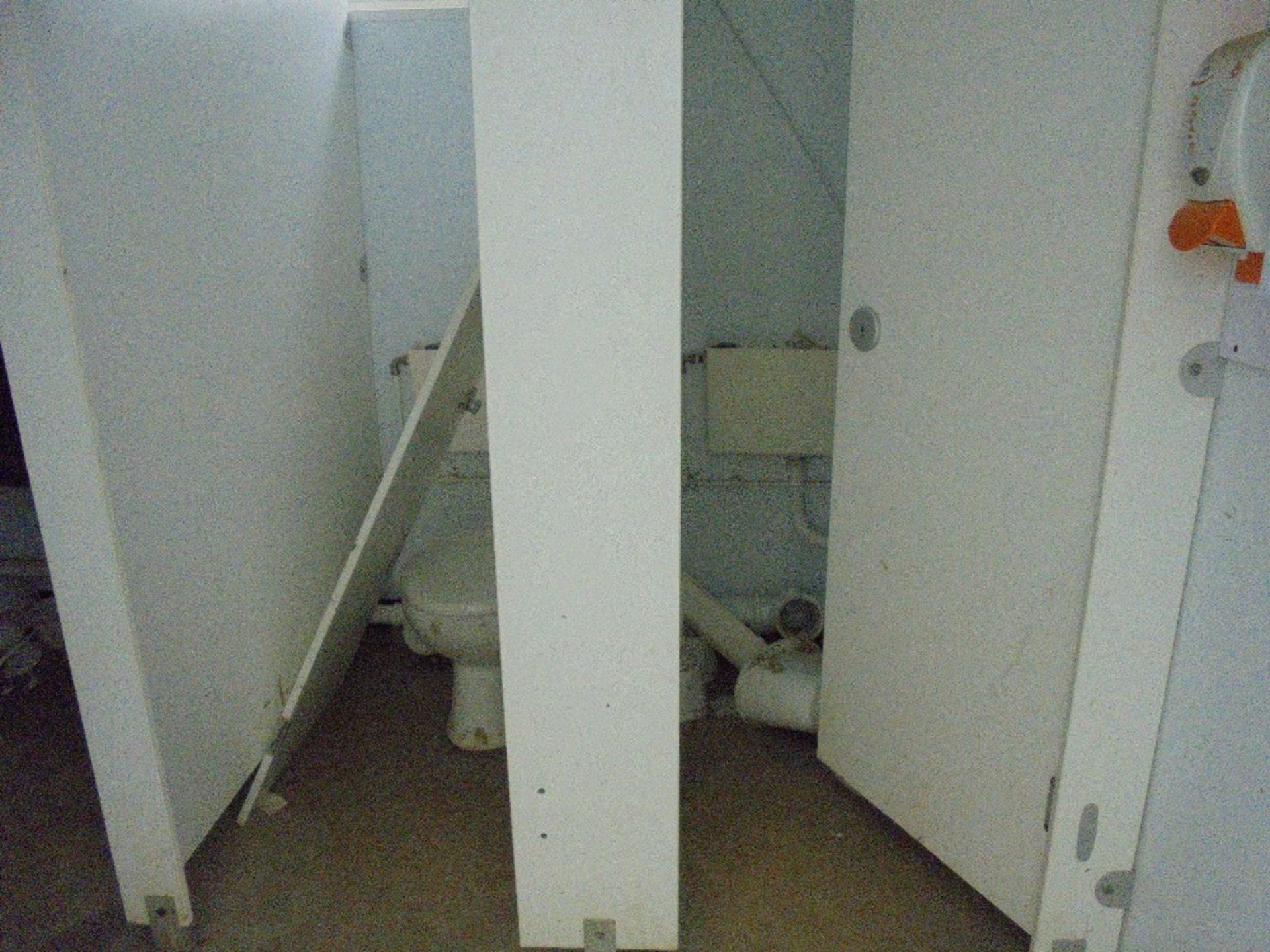 GECMS3470 16ft x 9ft Anti Vandal Eco Toilet - Image 5 of 9