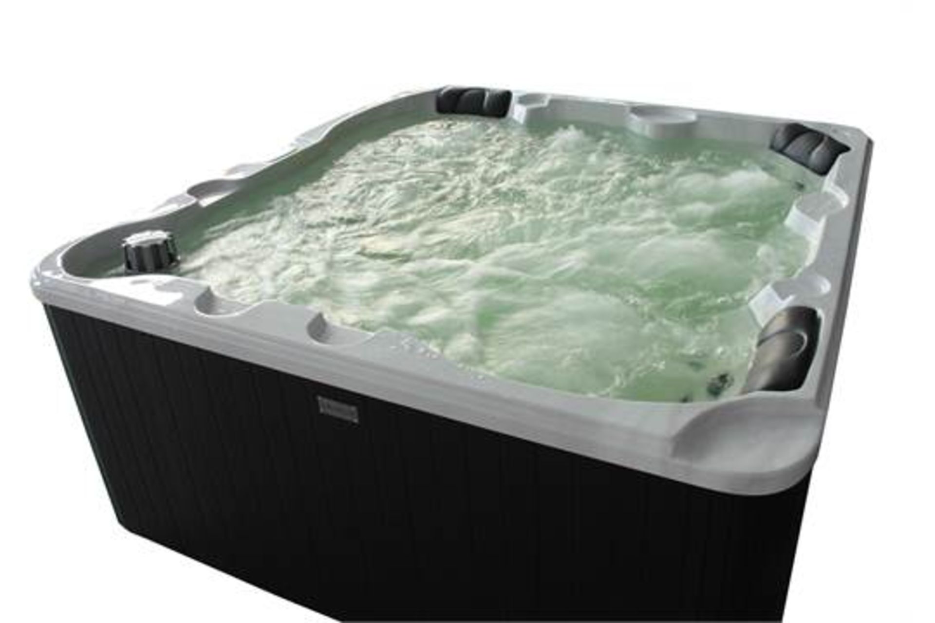 HIGH QUALITY NEW PACKAGED 2016 HOT TUB, MATCHING STEPS, SIDE, INSULATING COVER, TOP USA RUNNING GEAR