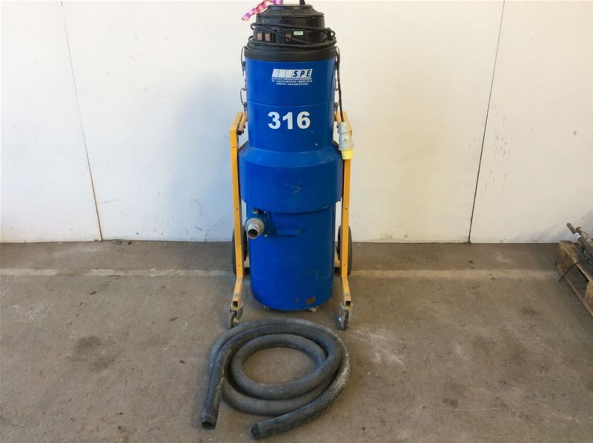 SPE VAC 316-1 3 MOTOR DUST CONTROL VAC 110V