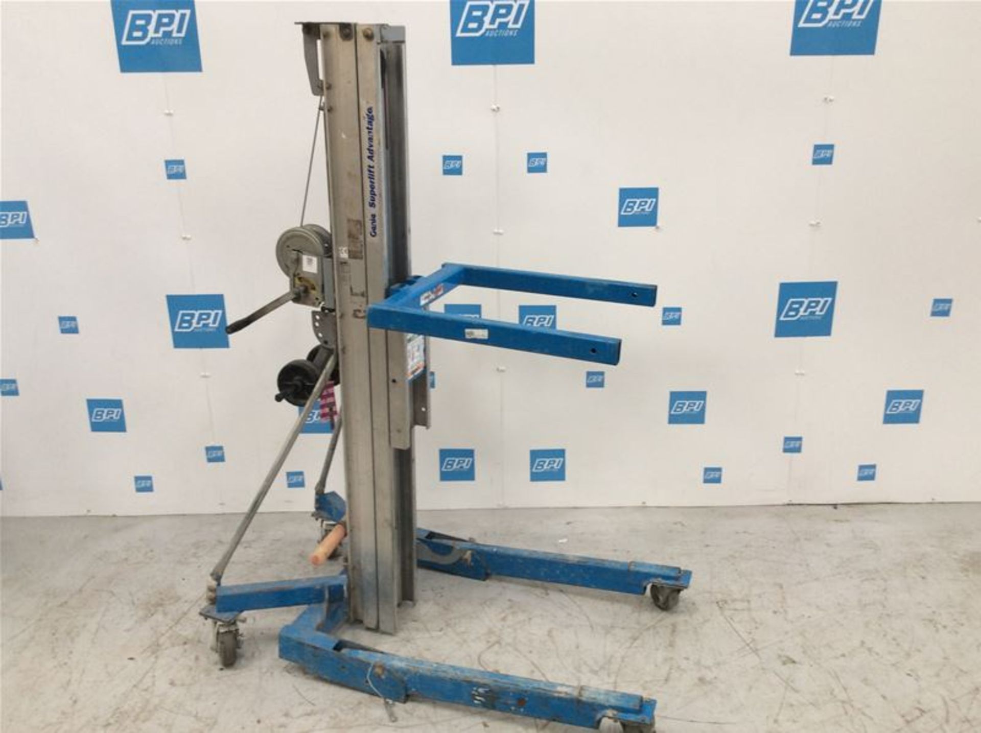 GENIE SUPERLIFT ADVANTAGE SLA10 454KG LIFT/STACKER - MANUAL