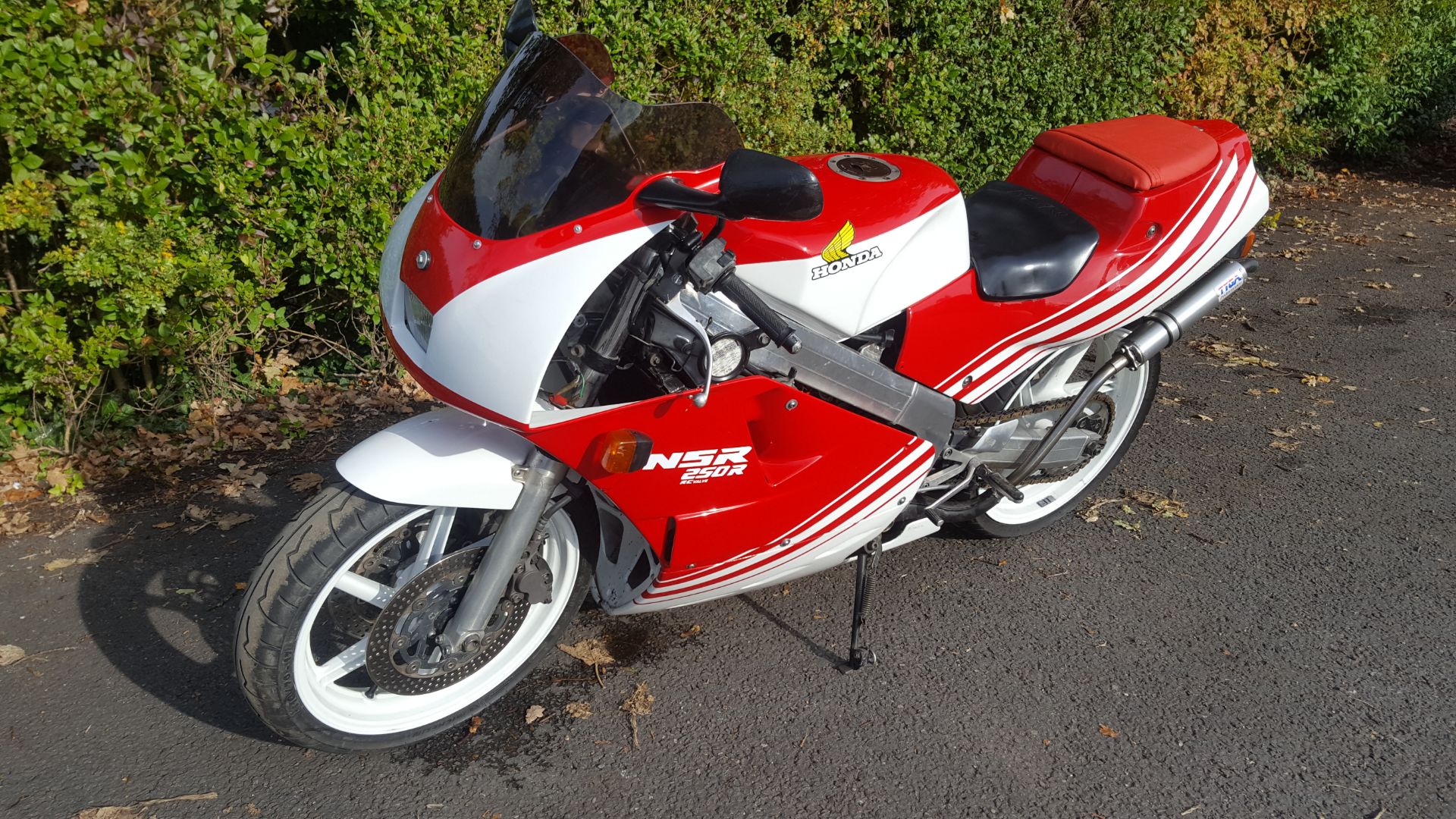 Honda NSR250R - Image 4 of 8